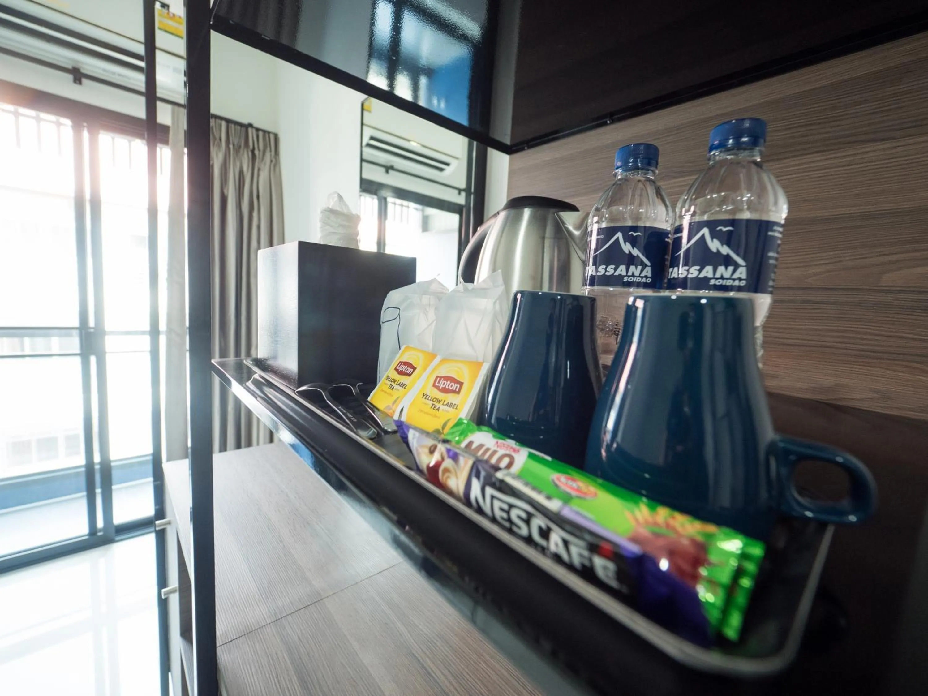 Coffee/tea facilities in Tassana Place