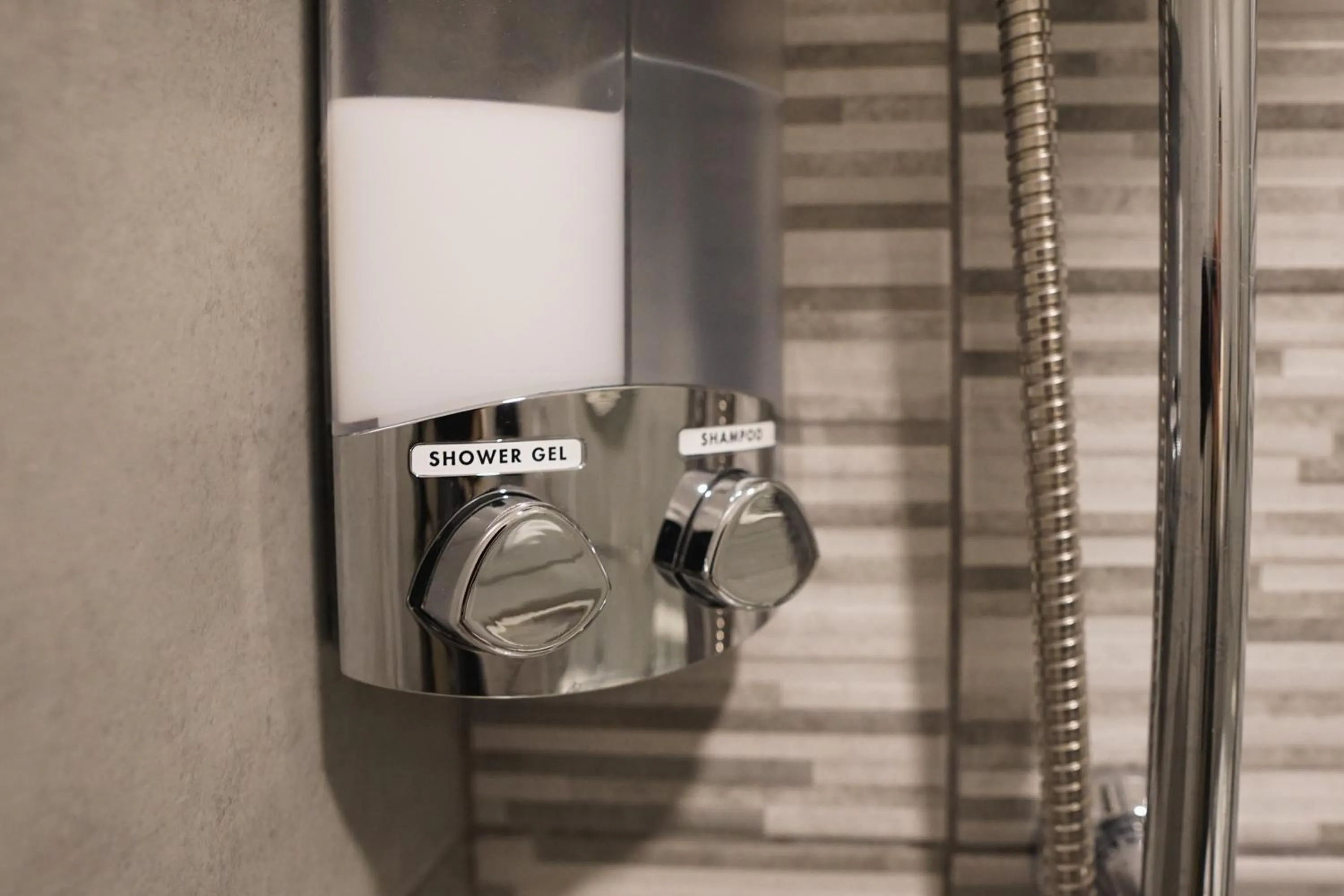 Shower in Roma Trasteverina