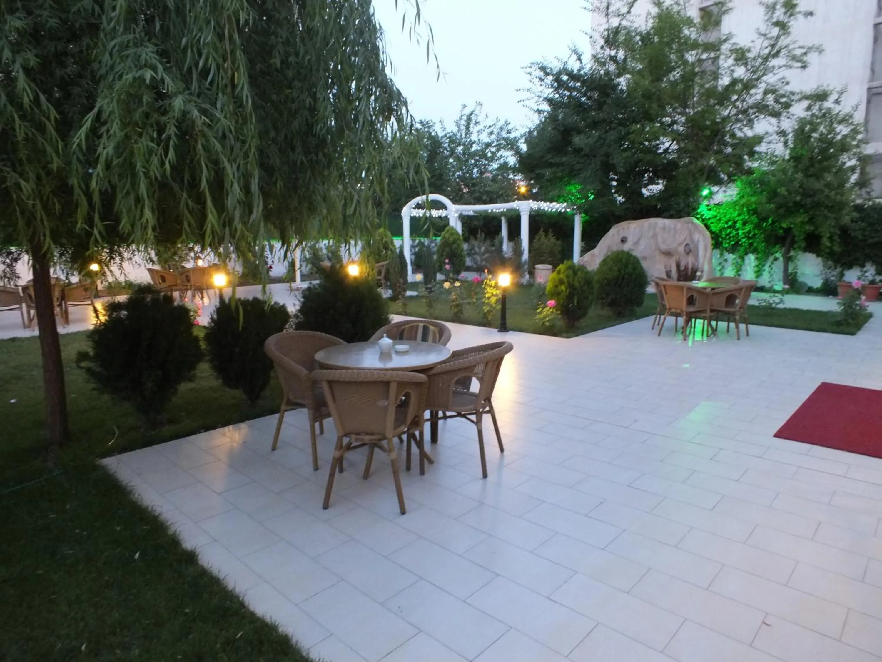 Garden view in Hotel Izgi Turhan