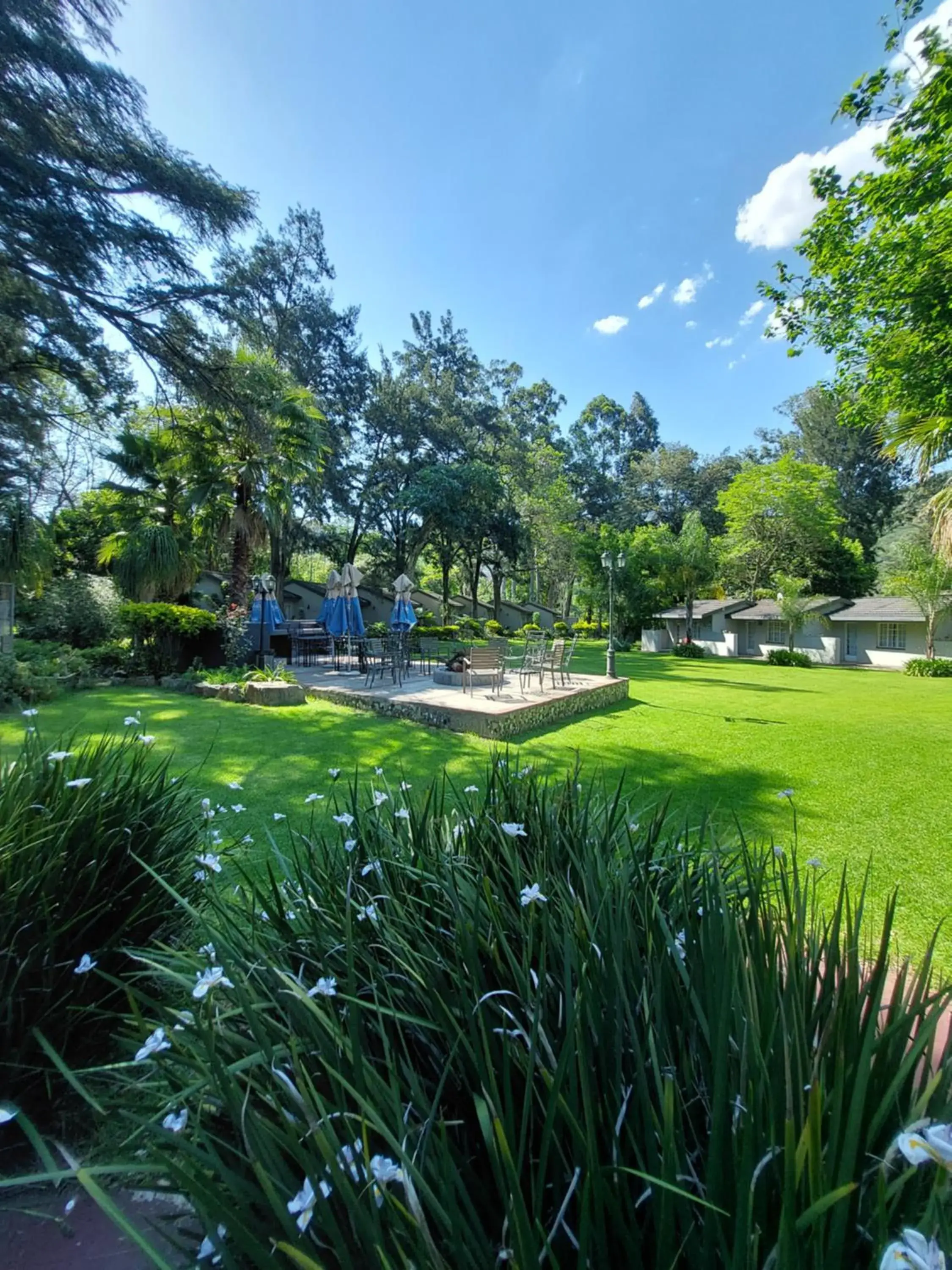 Wayside Lodge Wayside Lodge