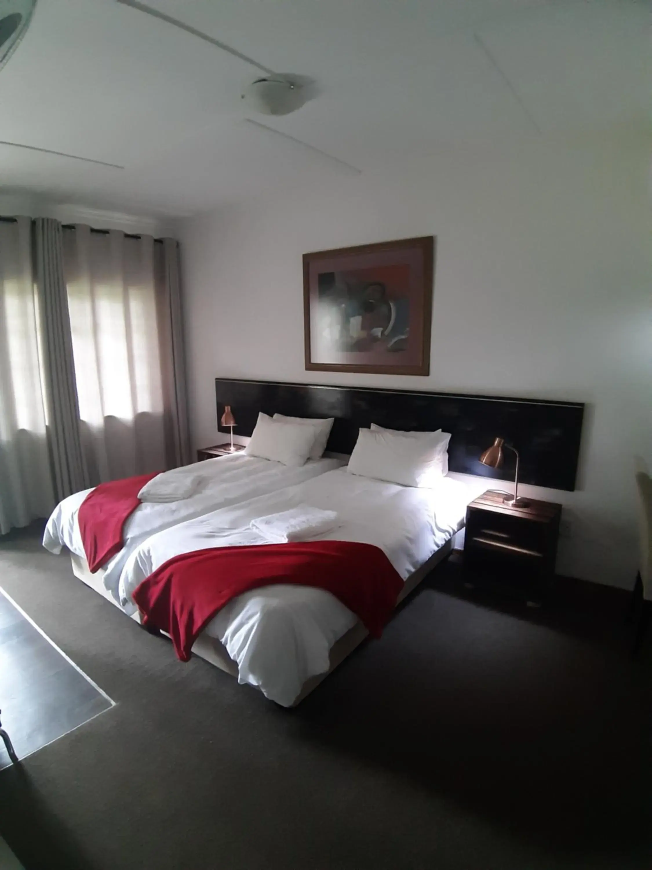 Bed in Wayside Lodge Bed in Wayside Lodge