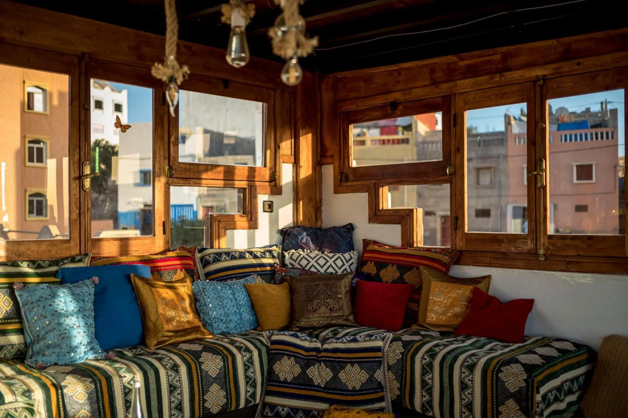 Communal lounge/ TV room in Maison Darna Guesthouse