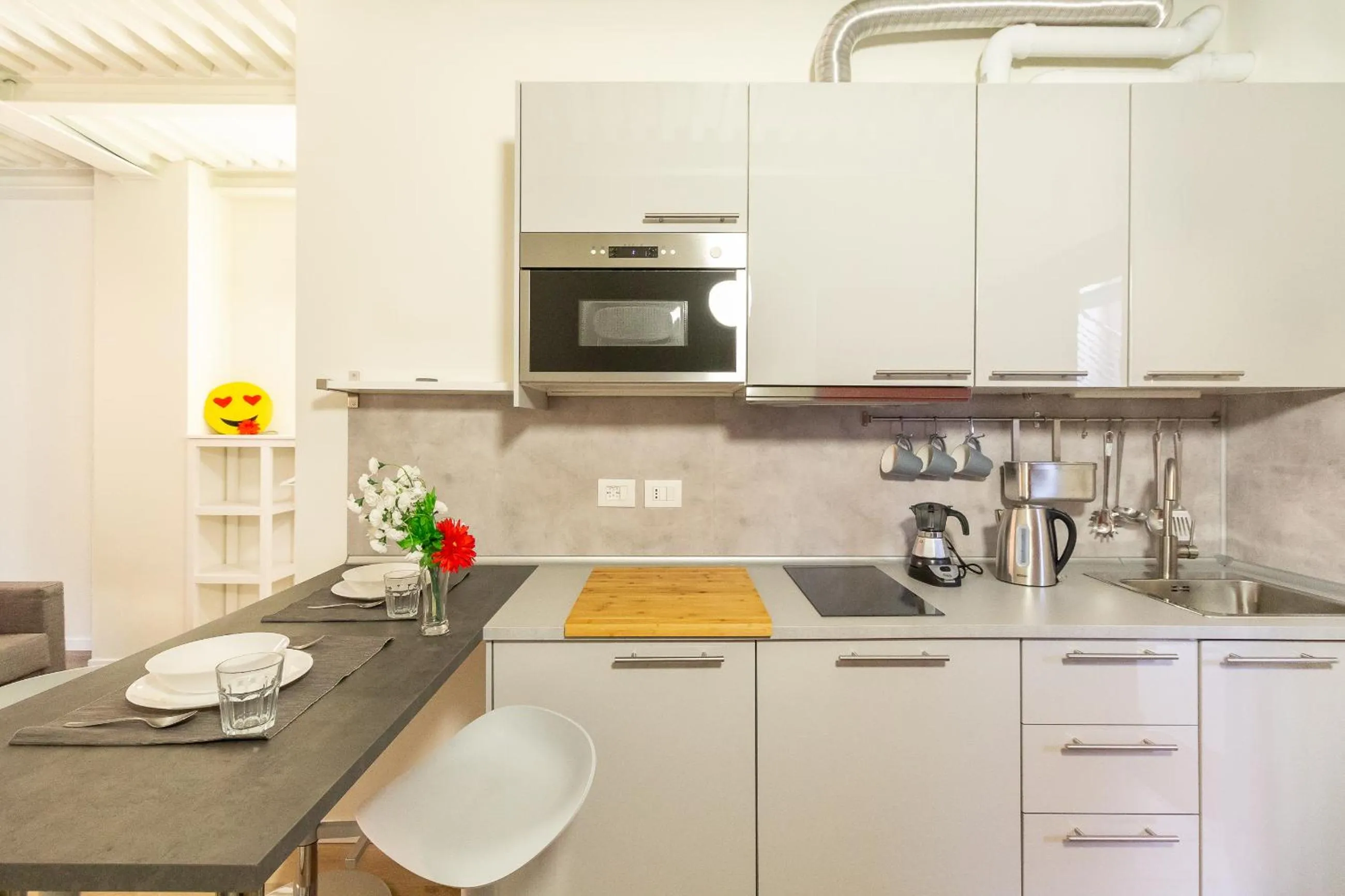 Alessia's Building- Affori FN