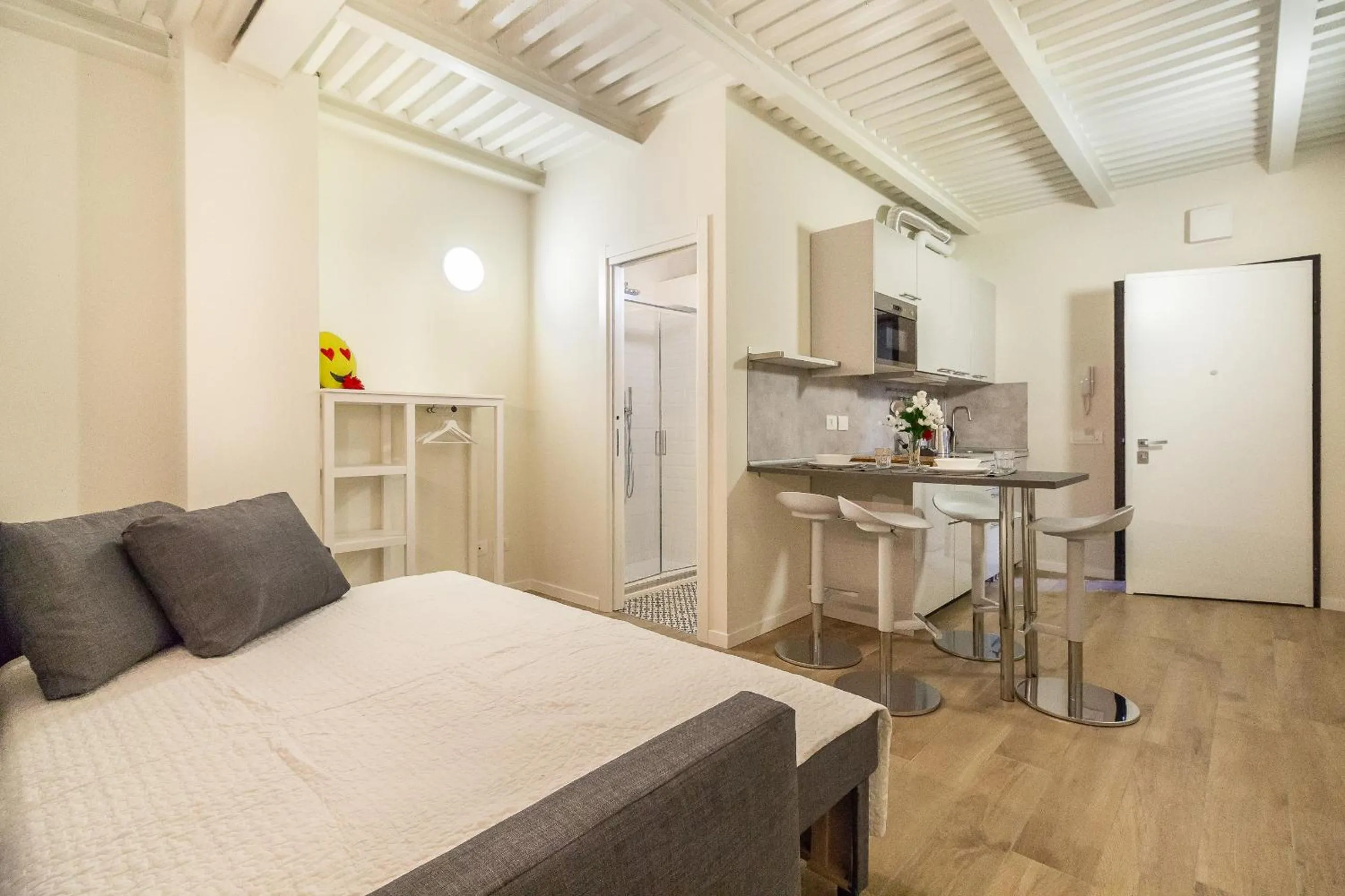 Bed in Alessia's Building- Affori FN