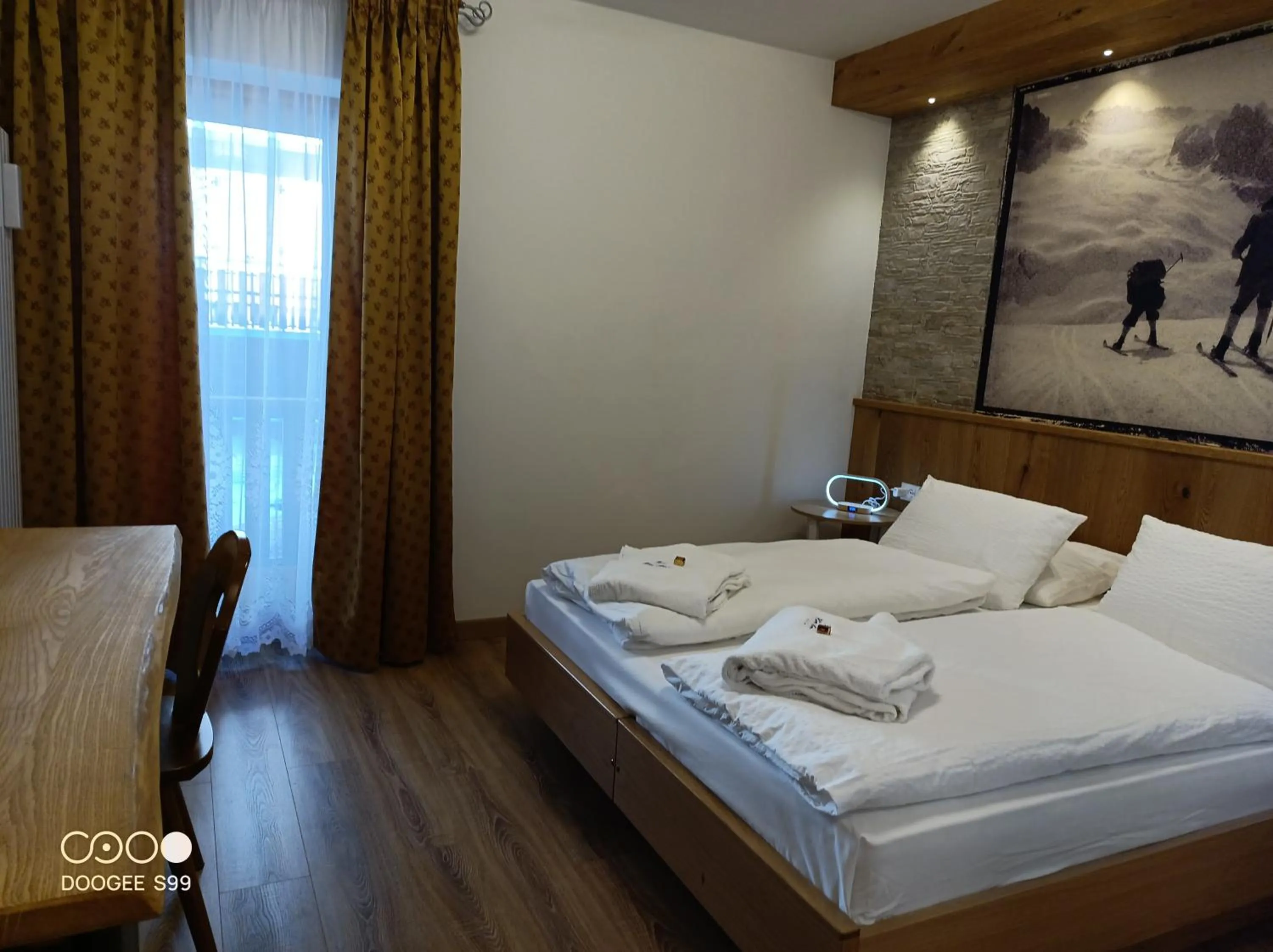 Bed in Park Hotel Arnica