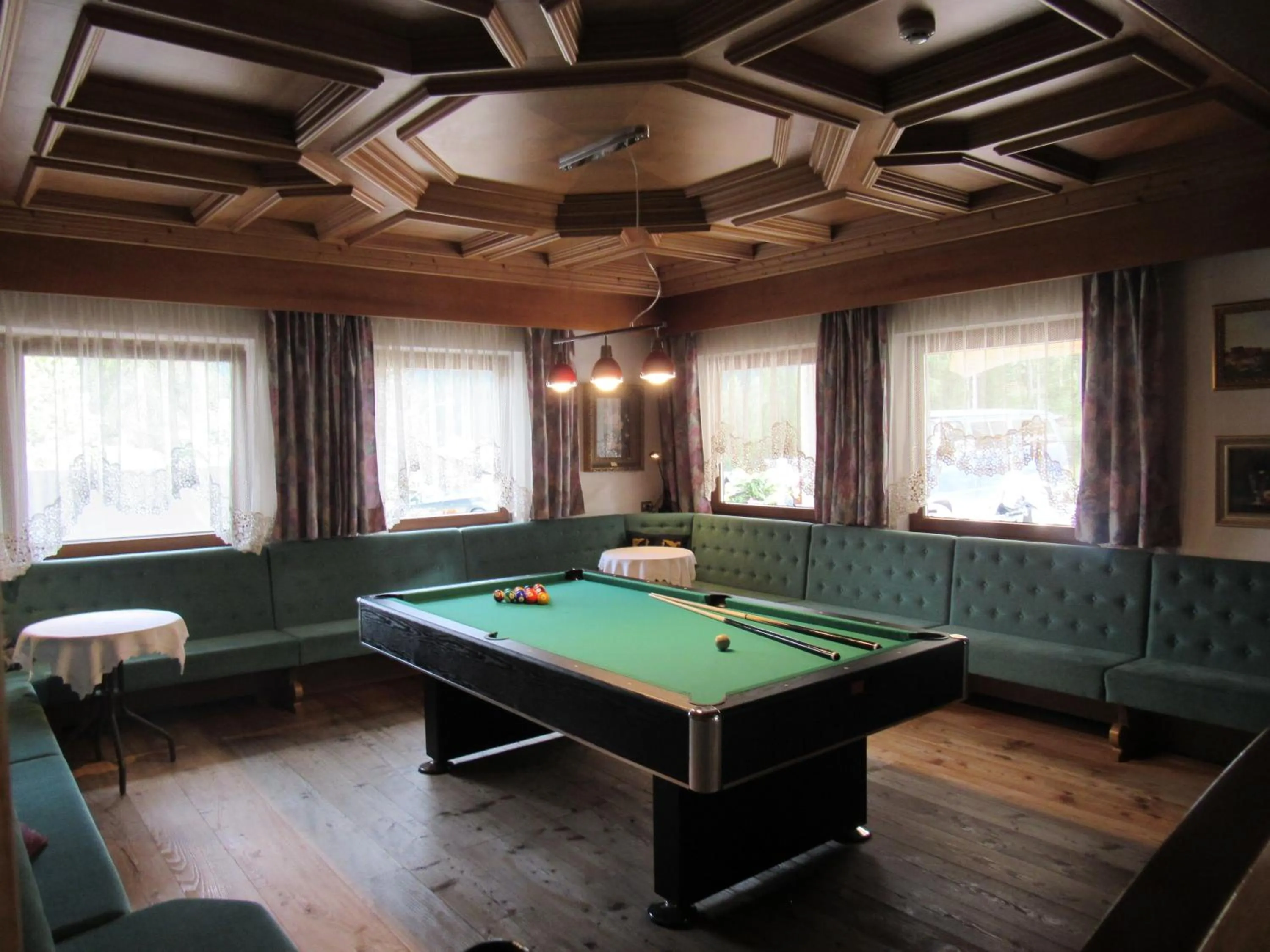 Billiard in Park Hotel Arnica