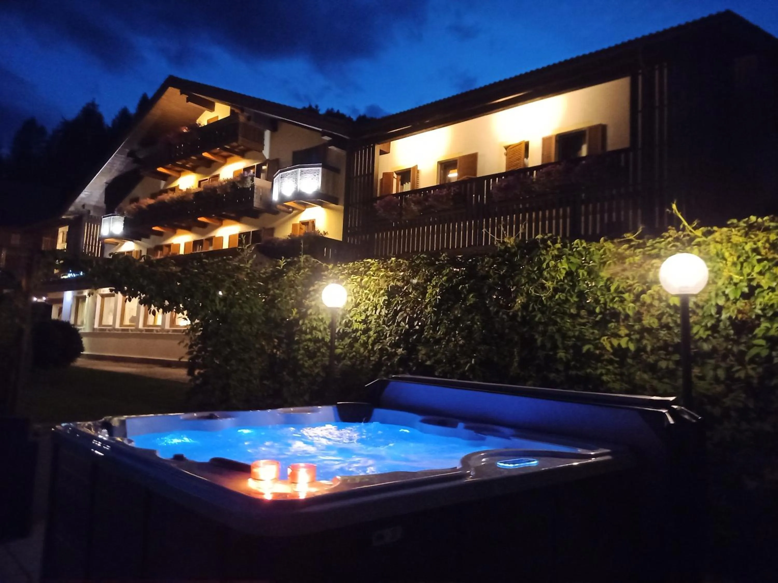 Property building in Park Hotel Arnica