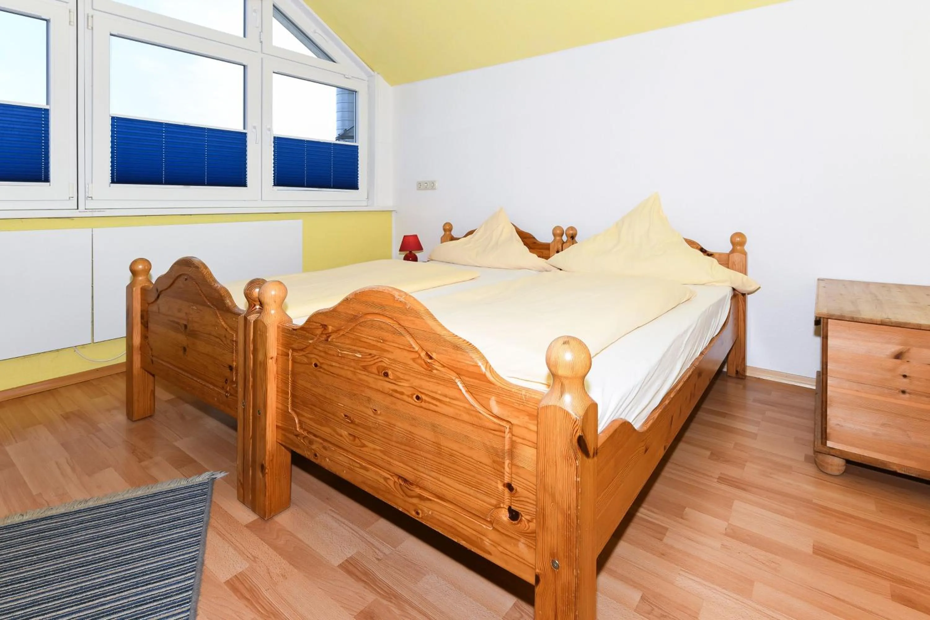 Bed in Ferienwohnung Inselblick