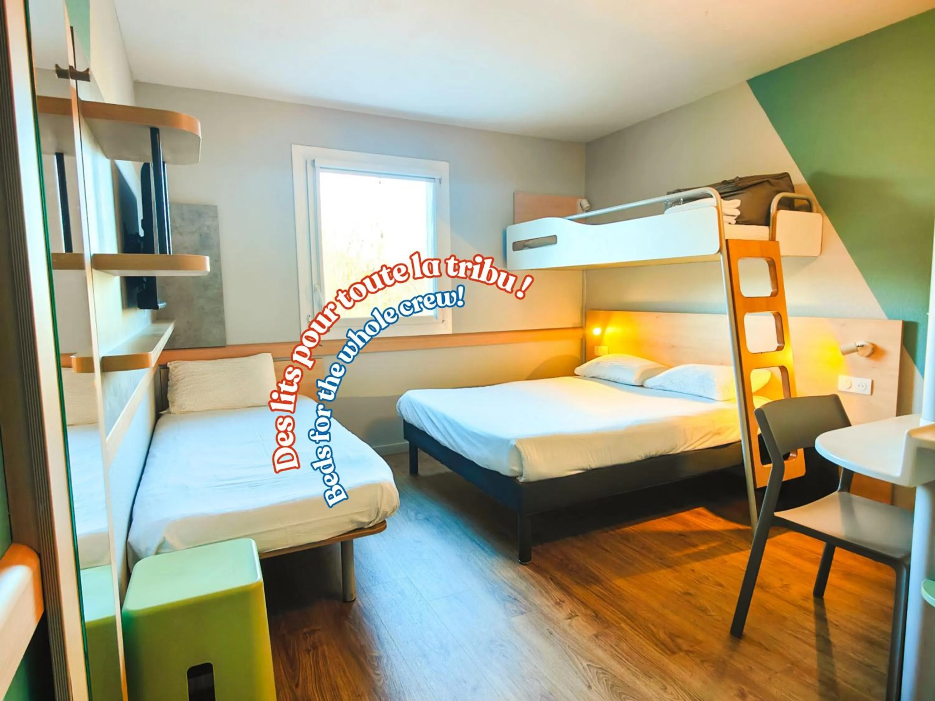 Bedroom, Bed in ibis budget Rodez