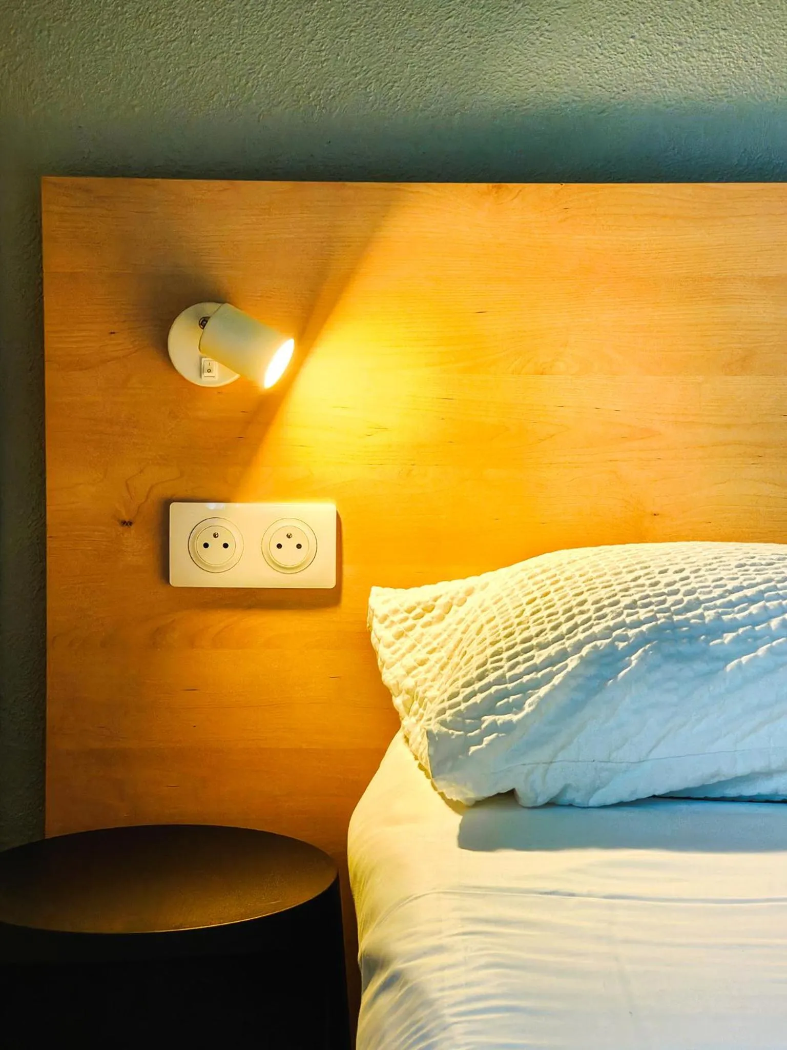 Bedroom, Bed in ibis budget Rodez