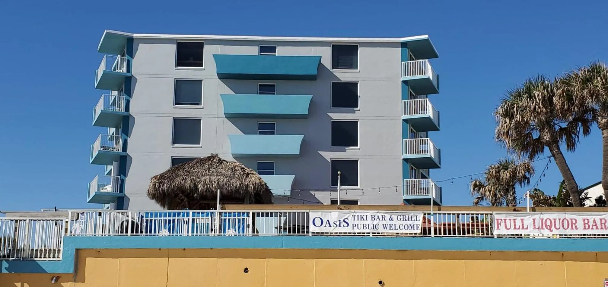 Property building in Fountain Beach Resort - Daytona Beach