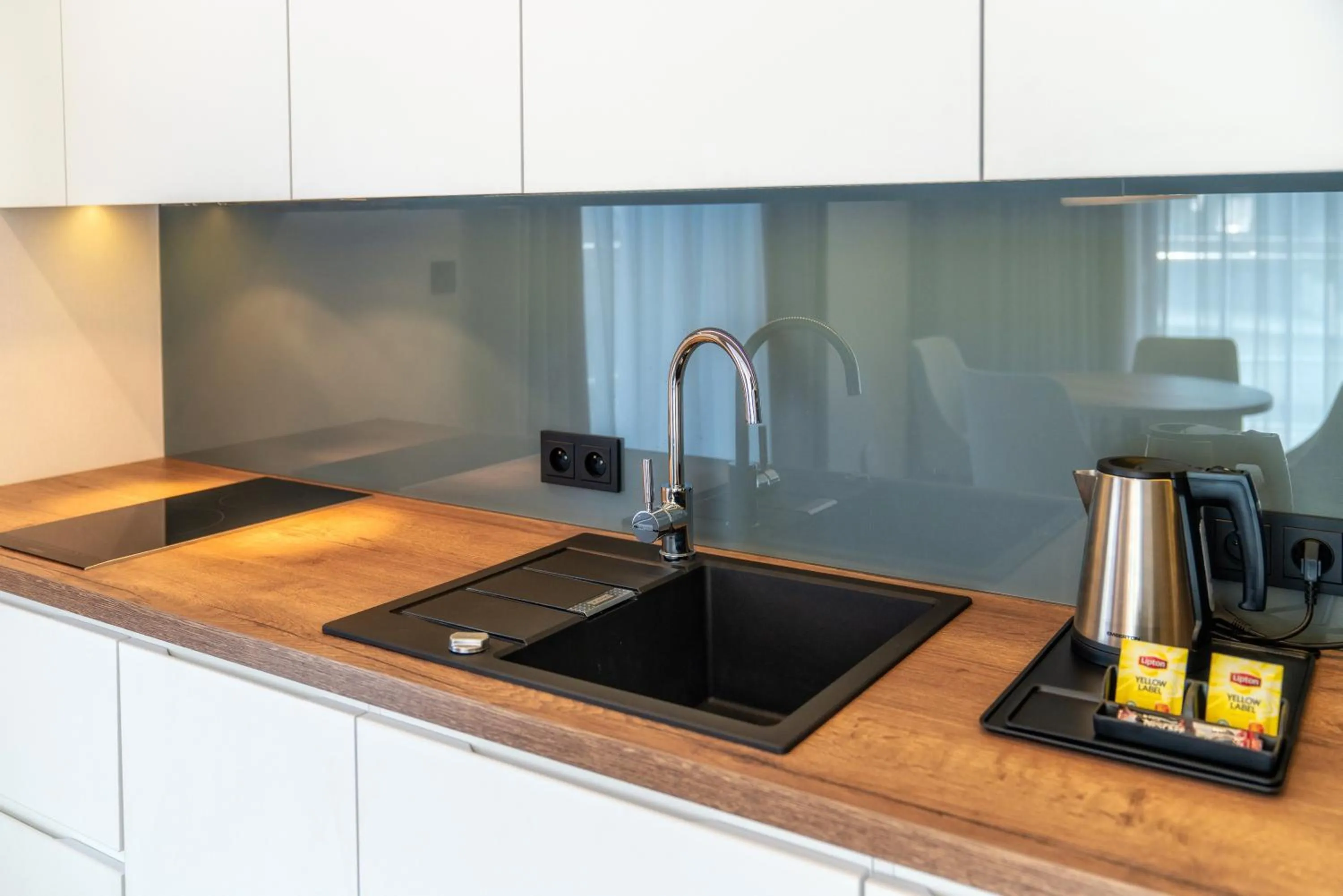 Coffee/tea facilities in Meta Apartments