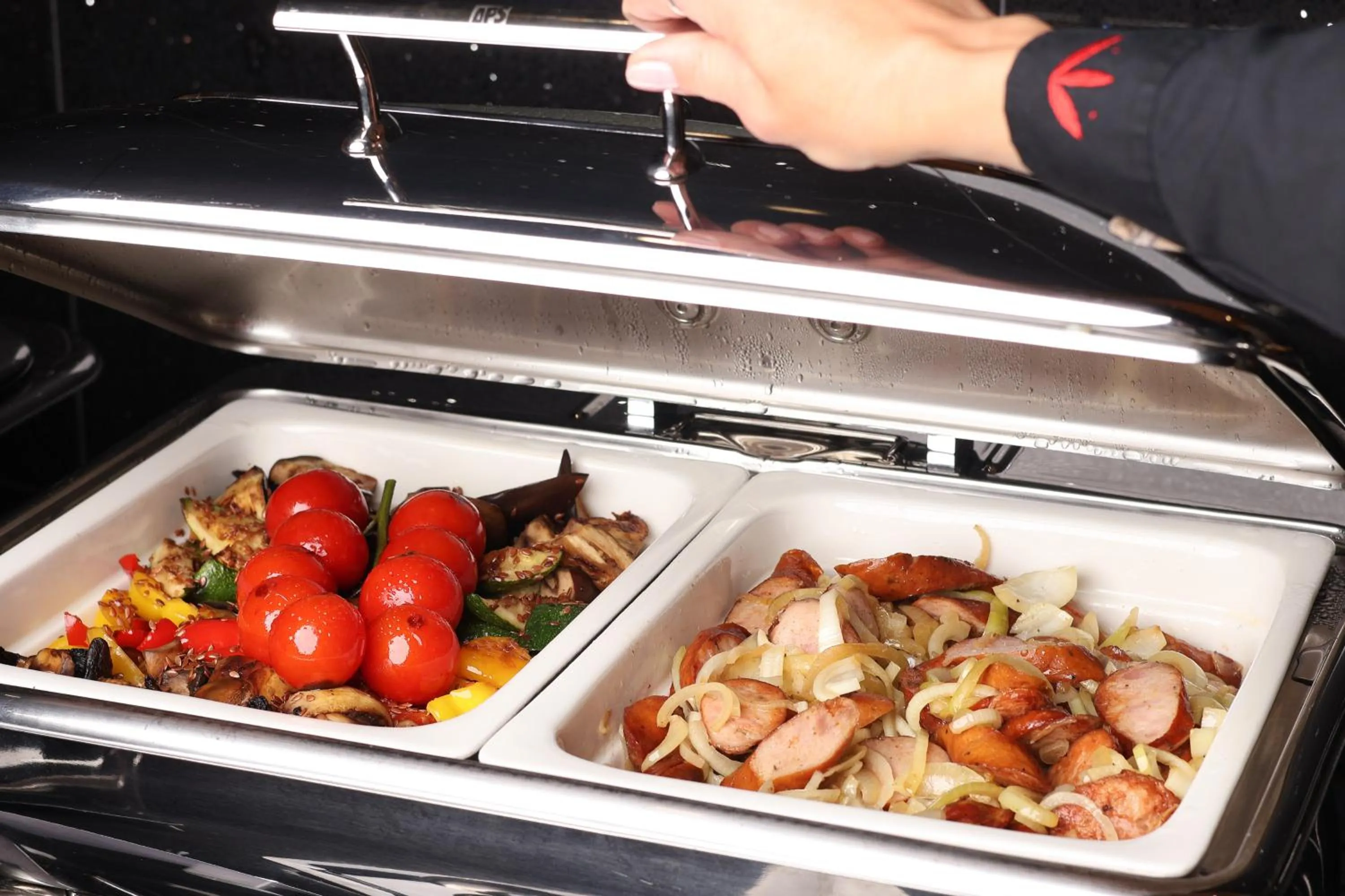 Food and drinks in Meta Apartments