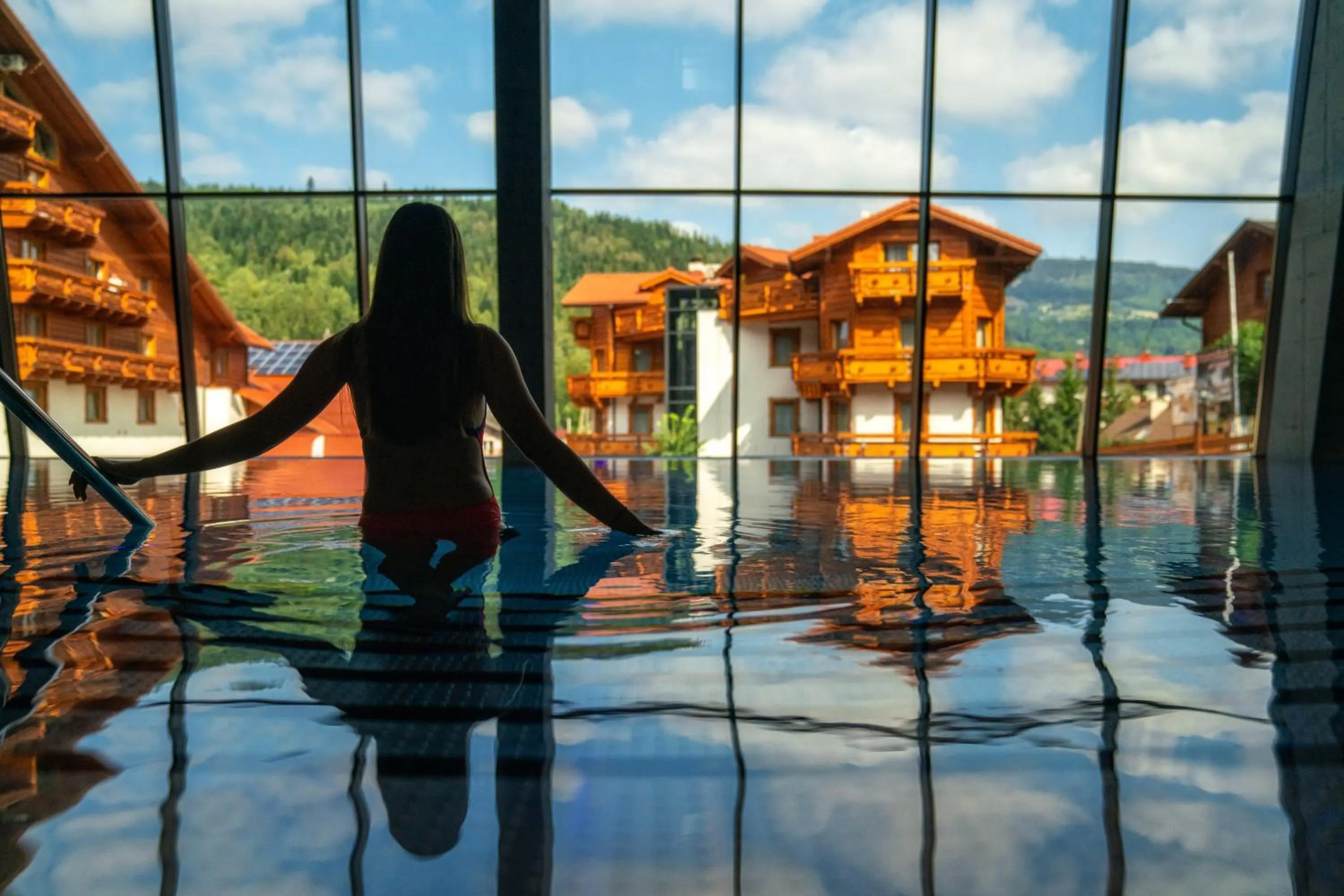 Swimming pool in Meta Apartments