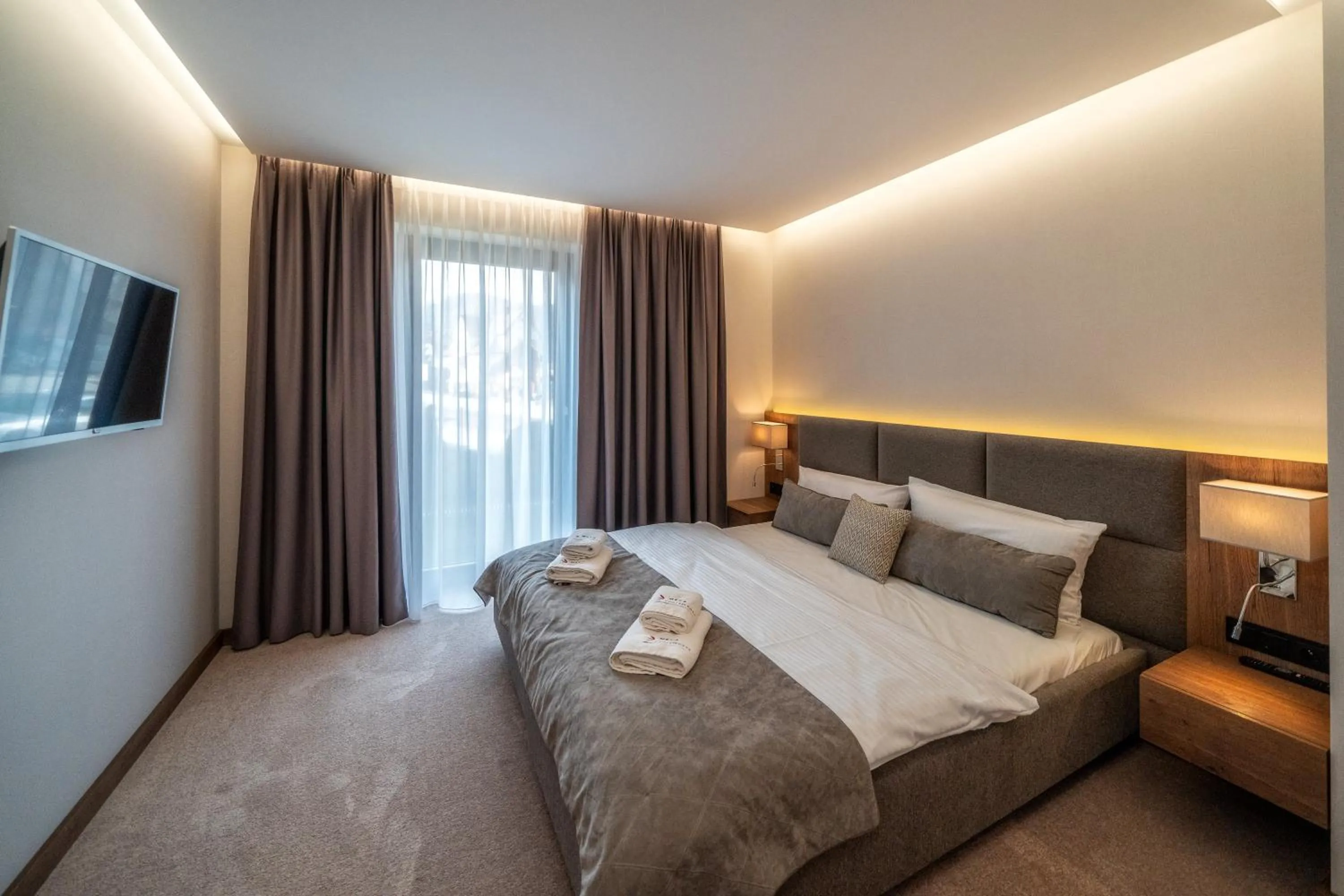 Bed in Meta Apartments