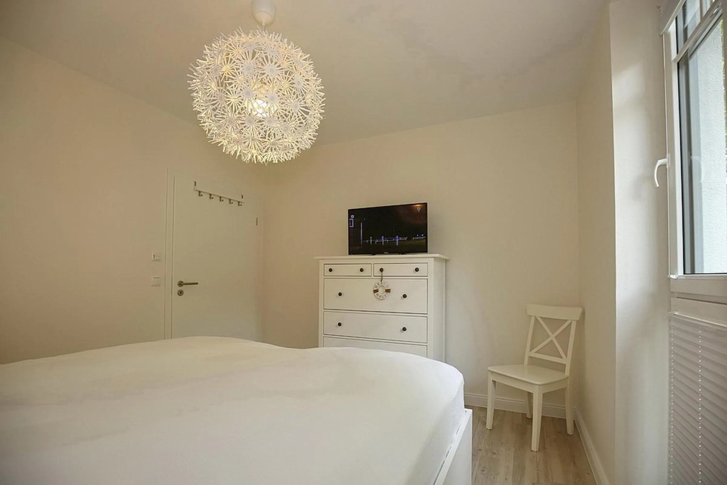 Bedroom, Bed in Strandvilla Scholle - Hering Wohnung 03