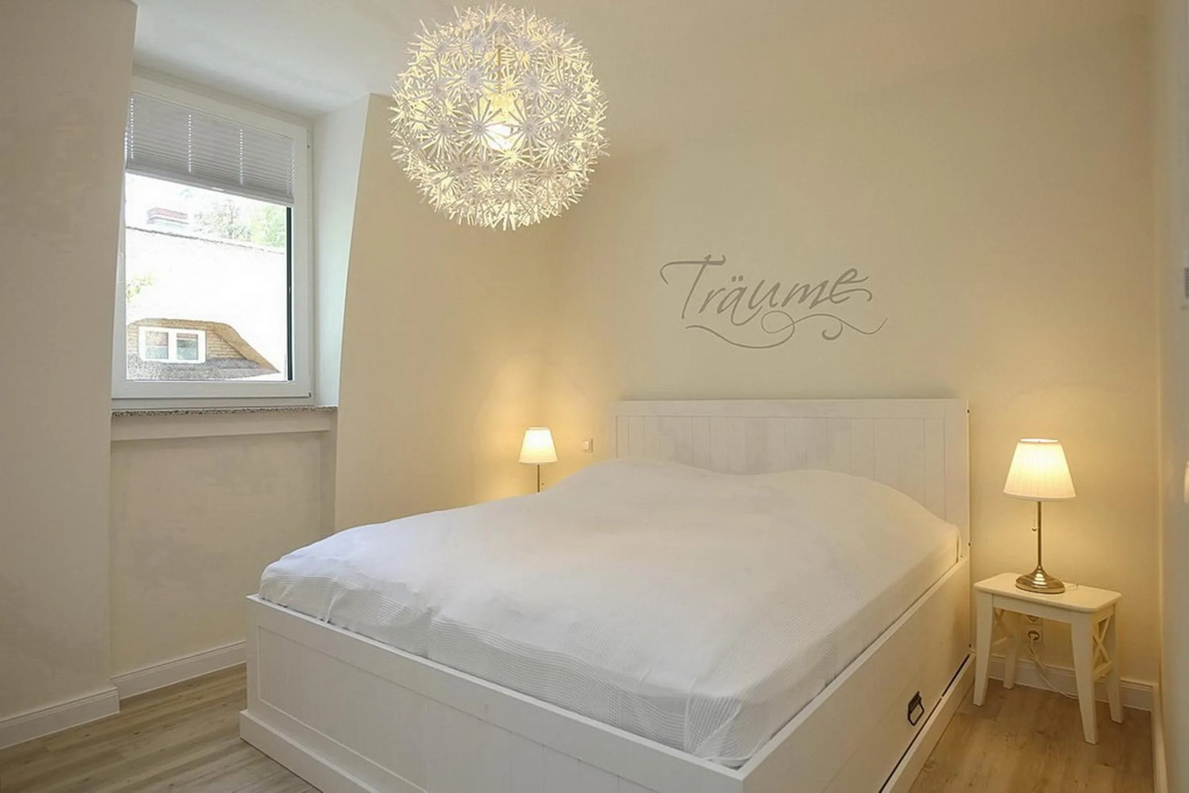 Bedroom, Bed in Strandvilla Scholle - Hering Wohnung 03