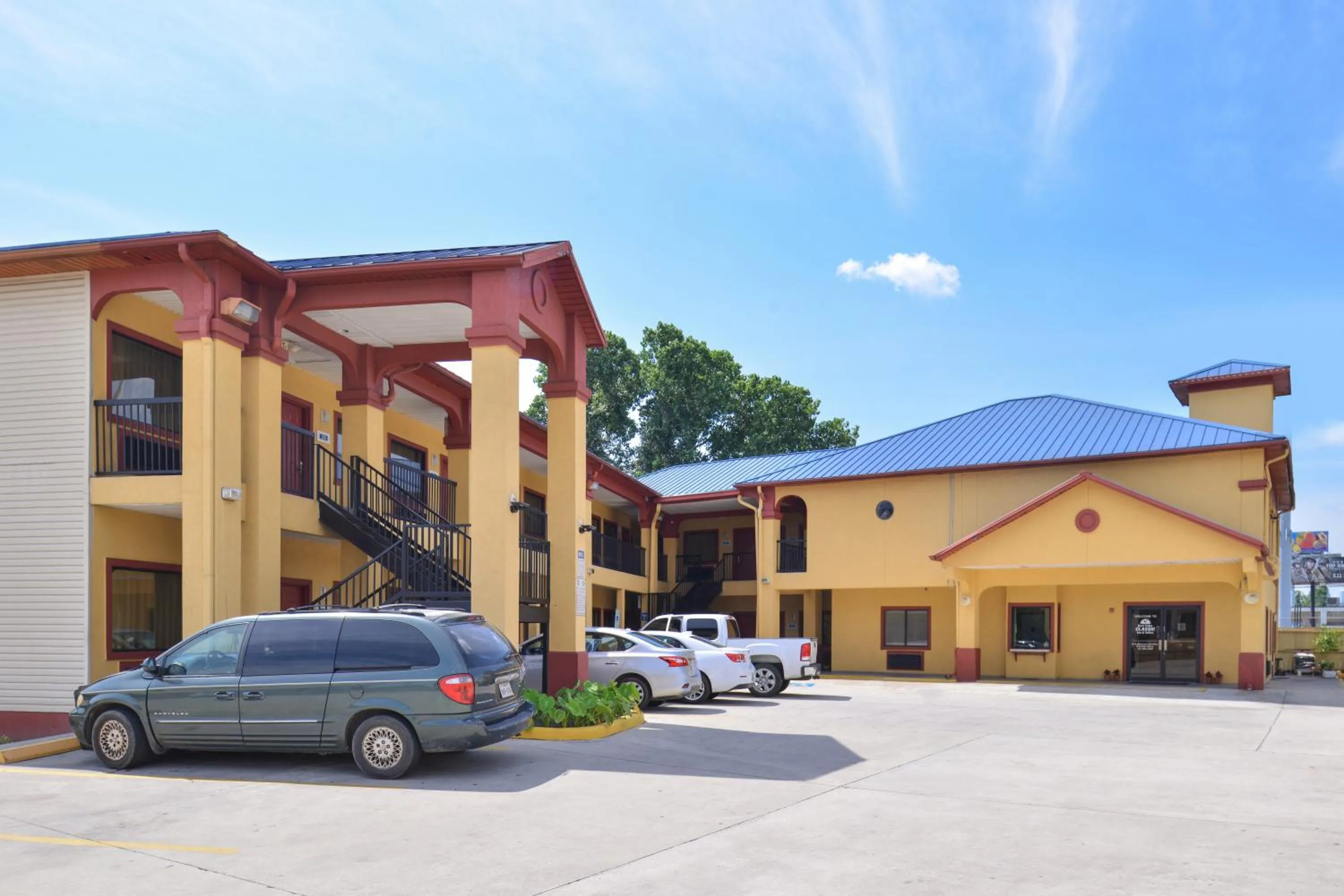 Property building in Americas Best Value Inn Downtown Houston