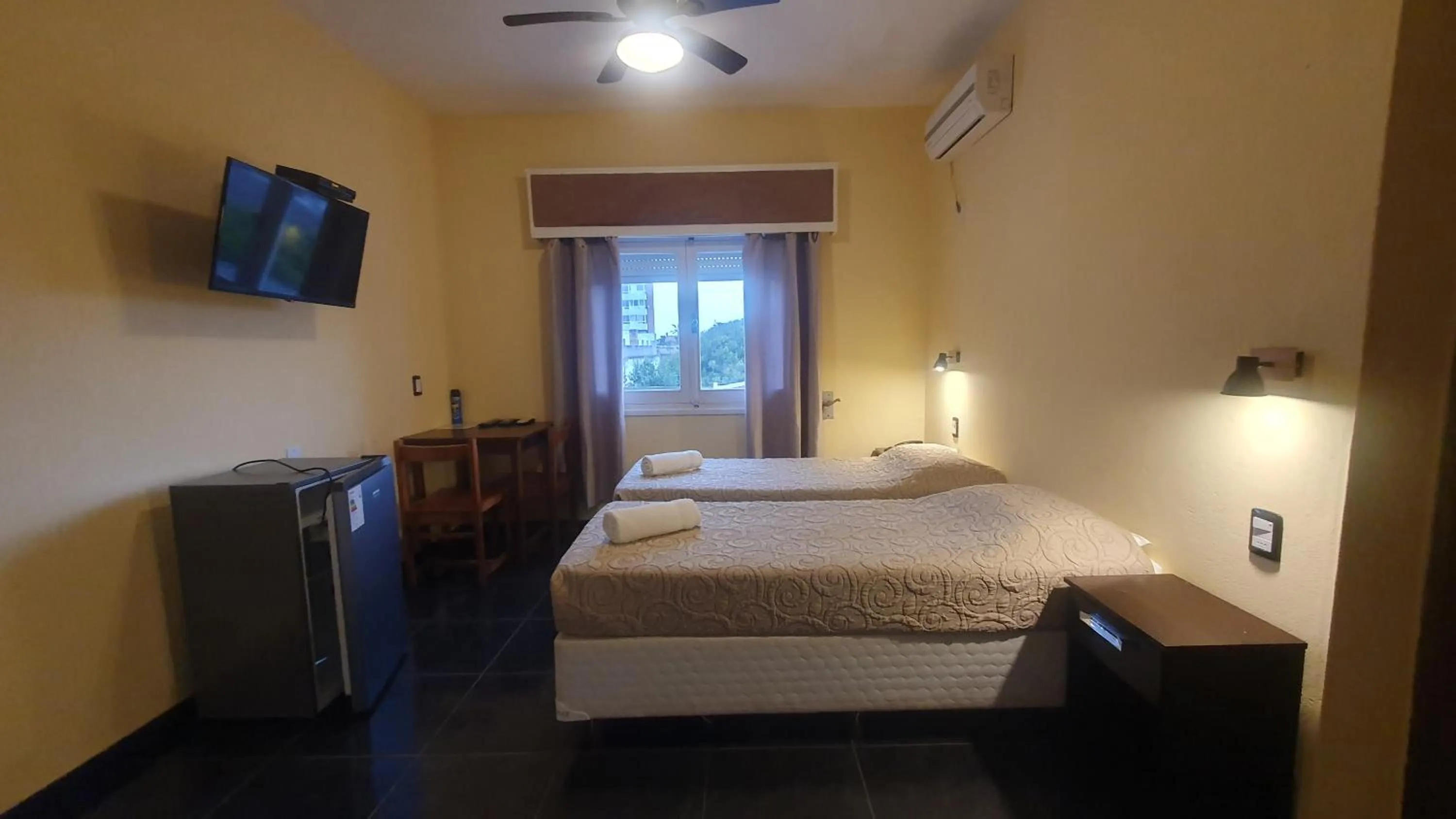 Photo of the whole room, Bed in Hotel Viola