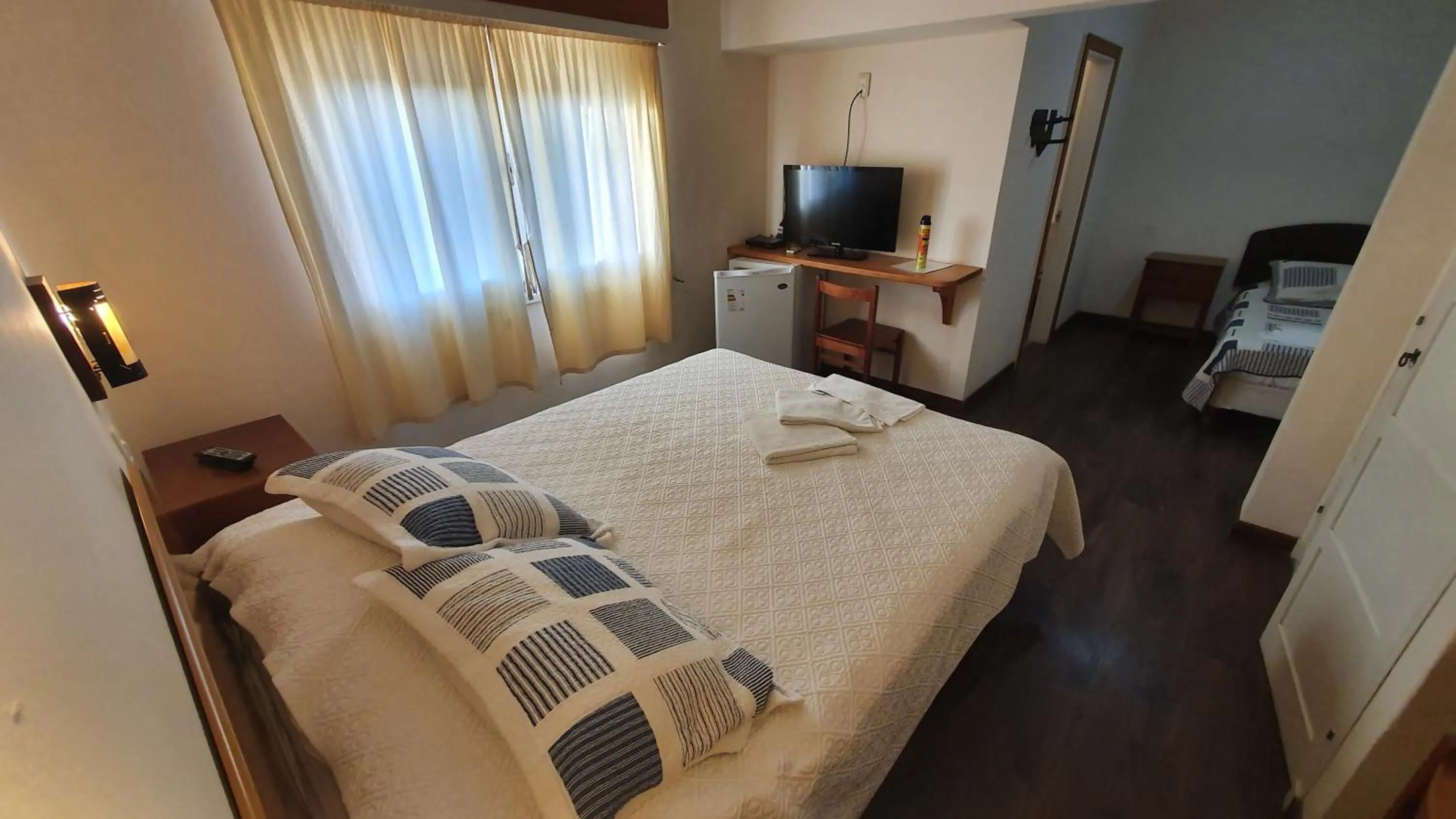 Photo of the whole room, Bed in Hotel Viola