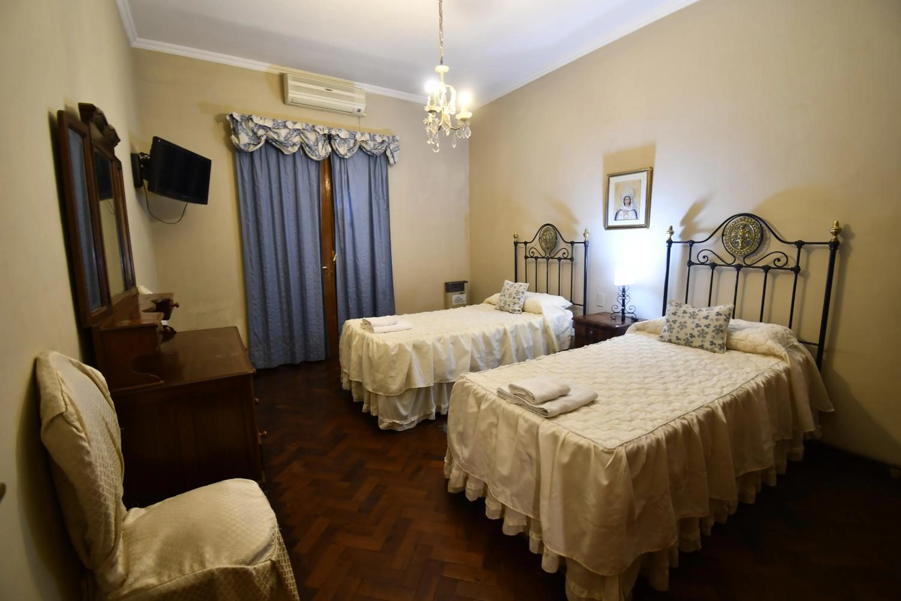 Bed in Hostal El Cerrito