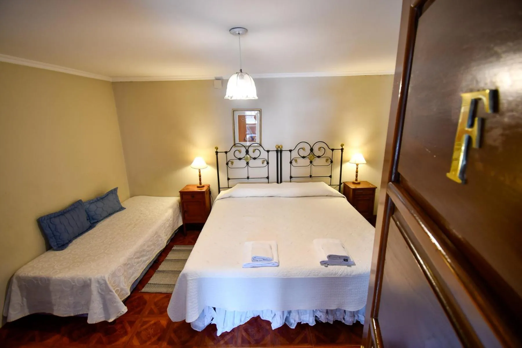 Bed in Hostal El Cerrito