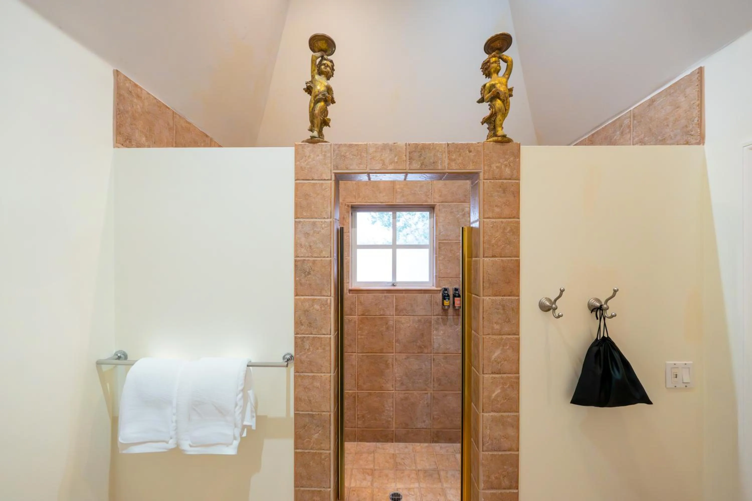 Bathroom in The Bergson, BW Signature Collection