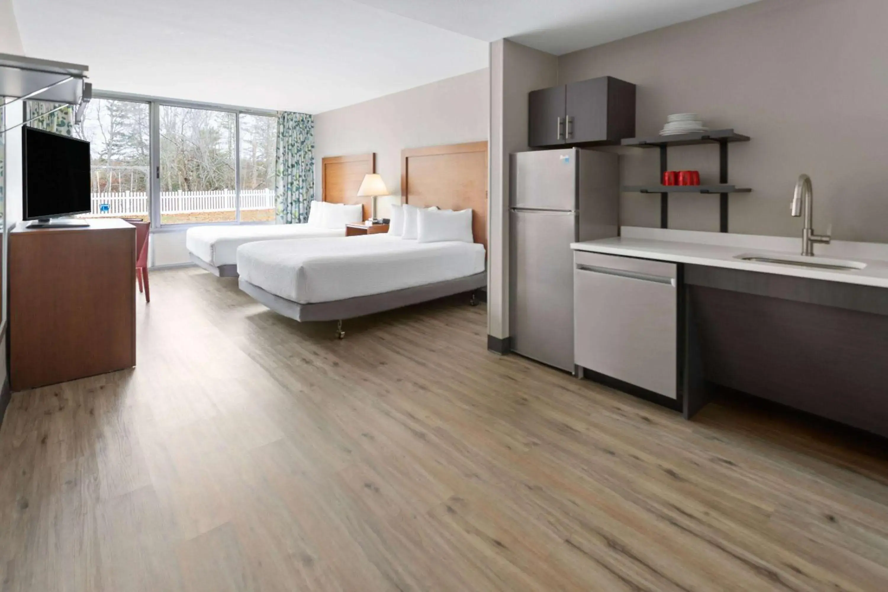 Photo of the whole room, Bed in Hawthorn Extended Stay by Wyndham Ellsworth Bar Harbor Photo of the whole room, Bed in Hawthorn Extended Stay by Wyndham Ellsworth Bar Harbor