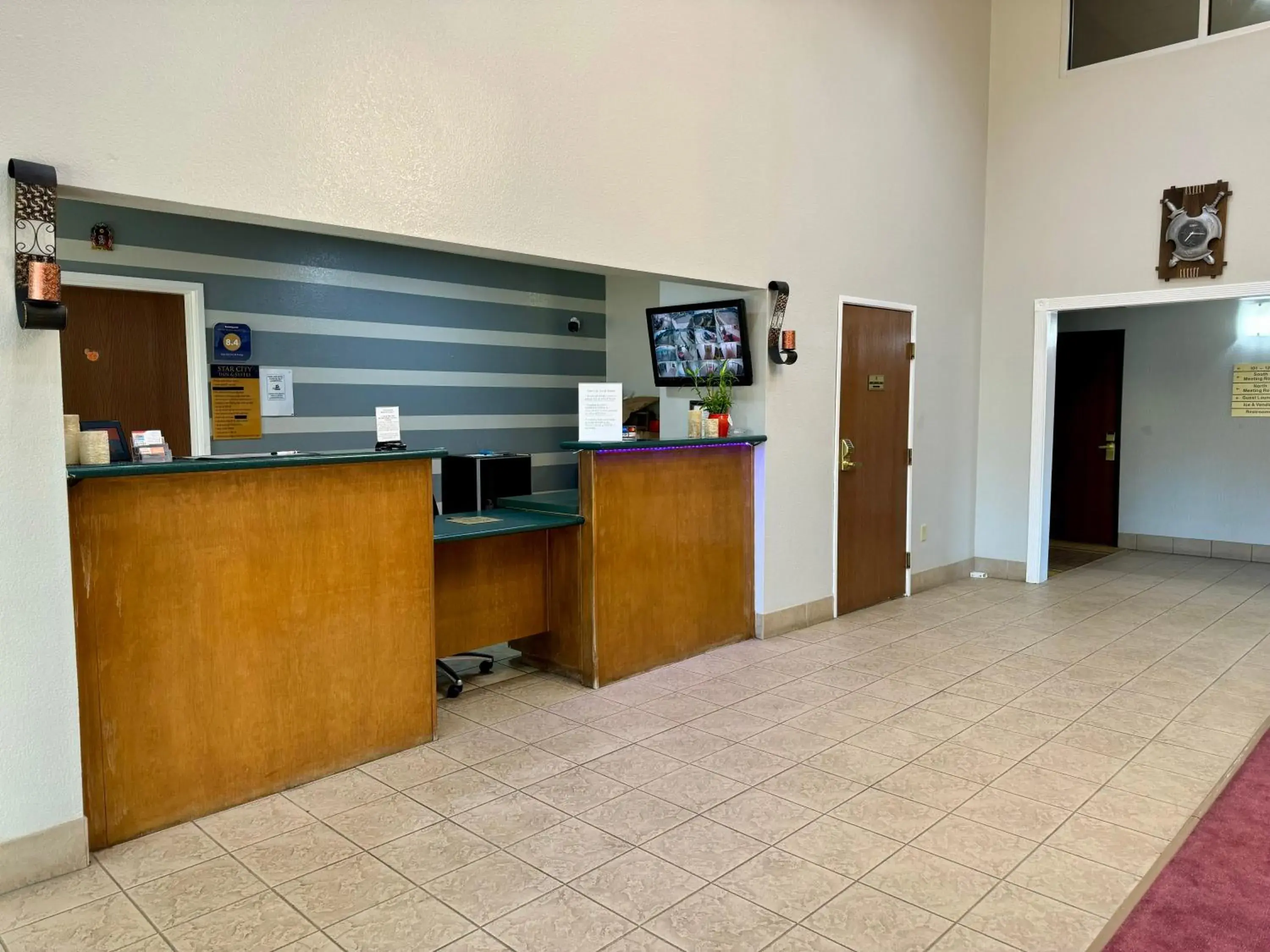 Lobby or reception in Star City Inn & Suites Lobby or reception in Star City Inn & Suites