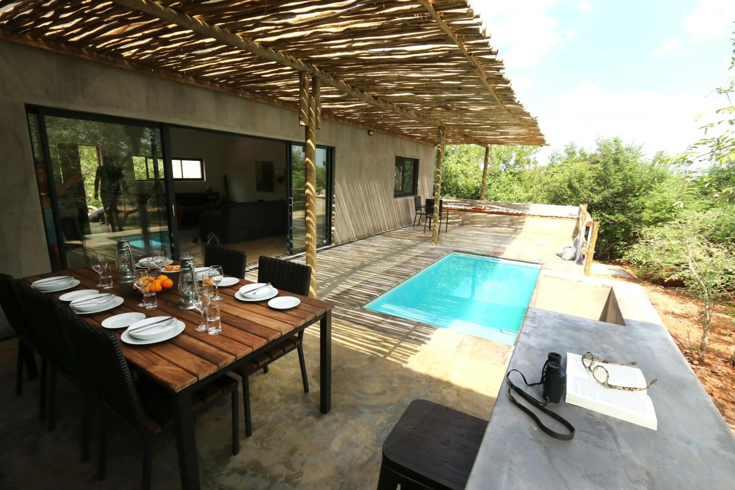 Swimming pool in Kruger Willows