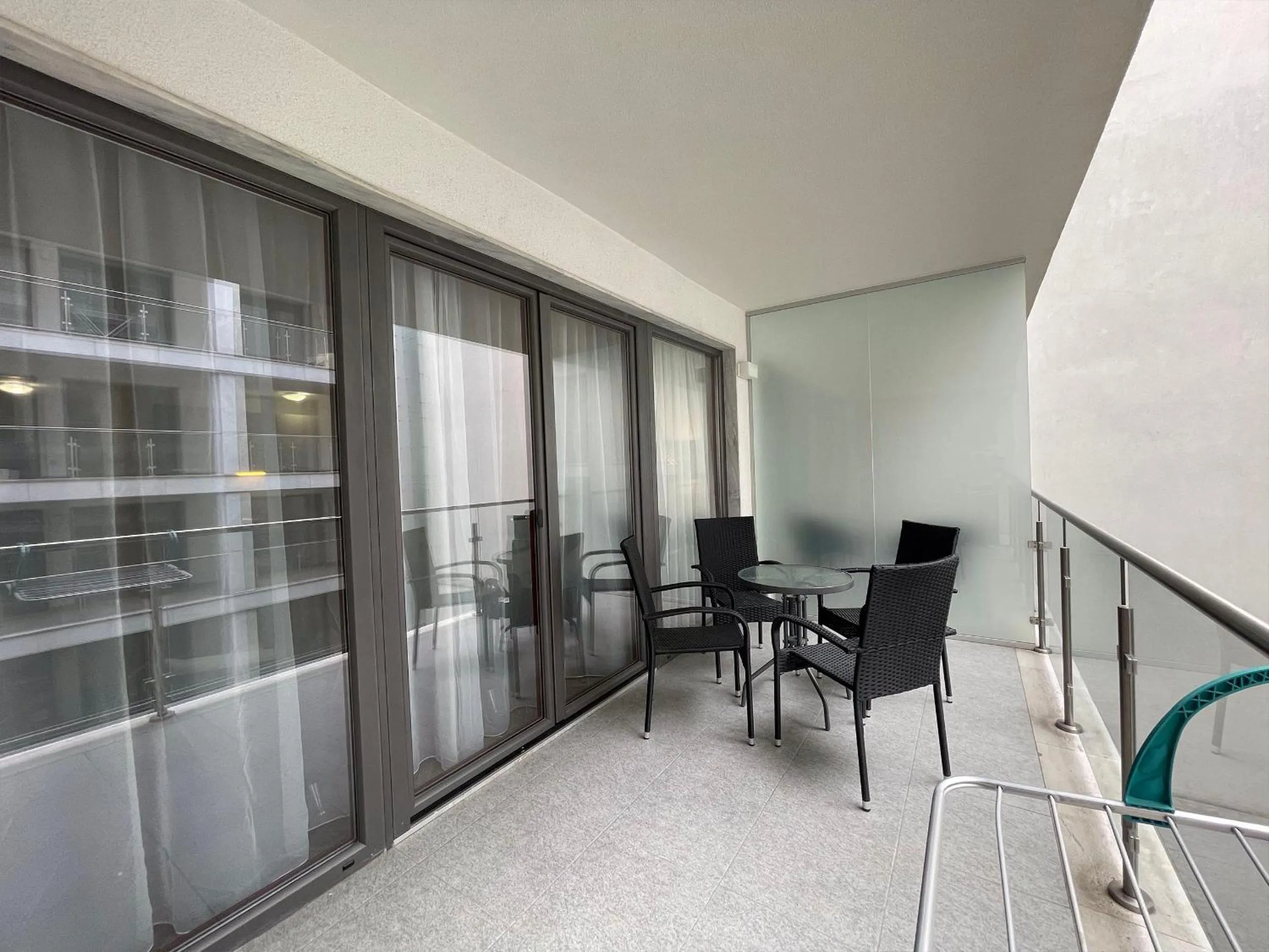 Seating area in Smart Hotel Budapest