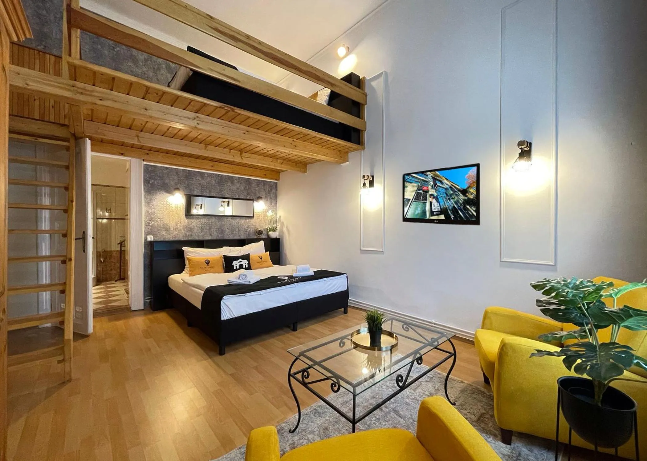 Photo of the whole room, Bed in Smart Hotel Budapest