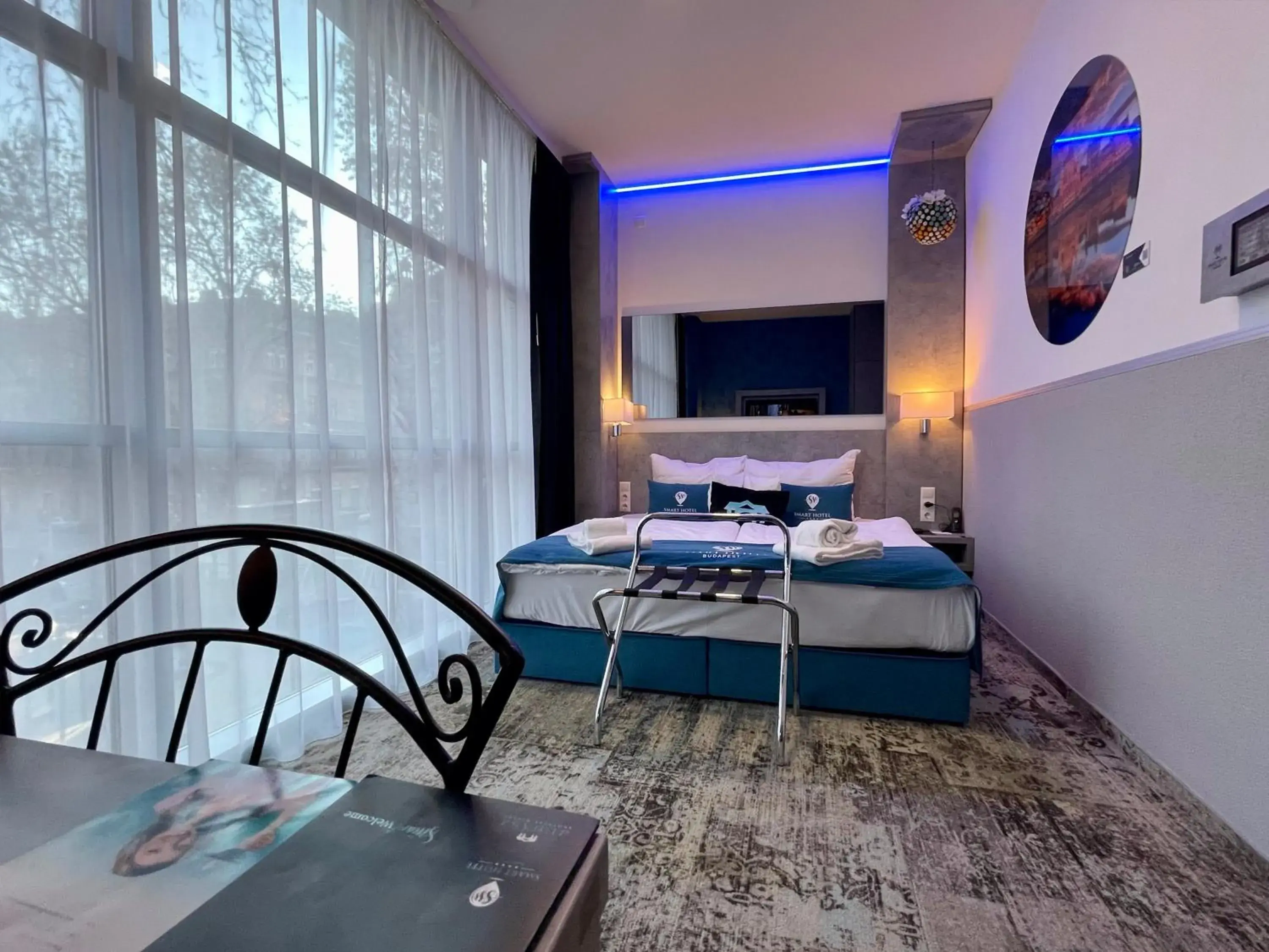 Photo of the whole room, Bed in Smart Hotel Budapest Photo of the whole room, Bed in Smart Hotel Budapest