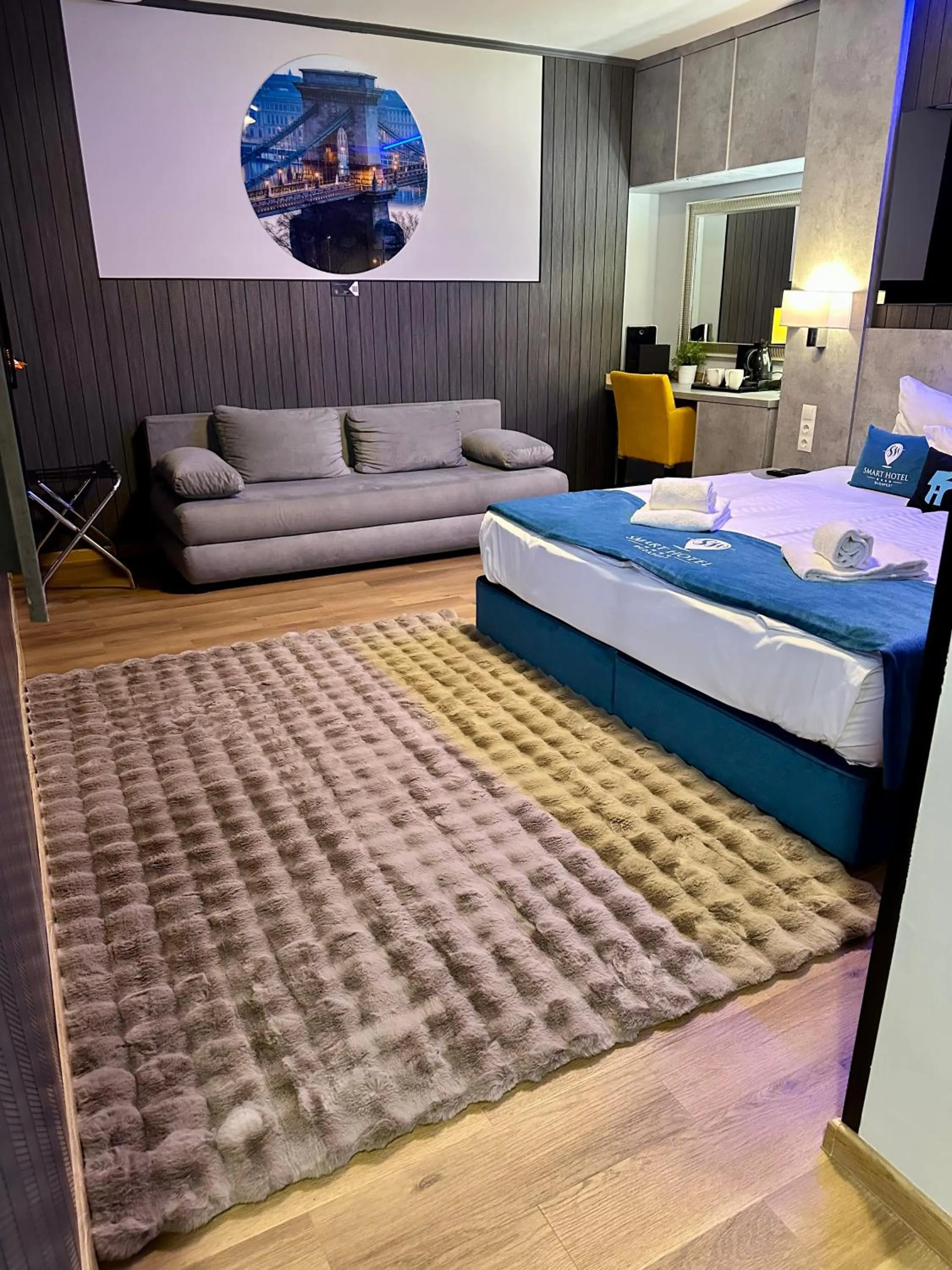 Bed in Smart Hotel Budapest