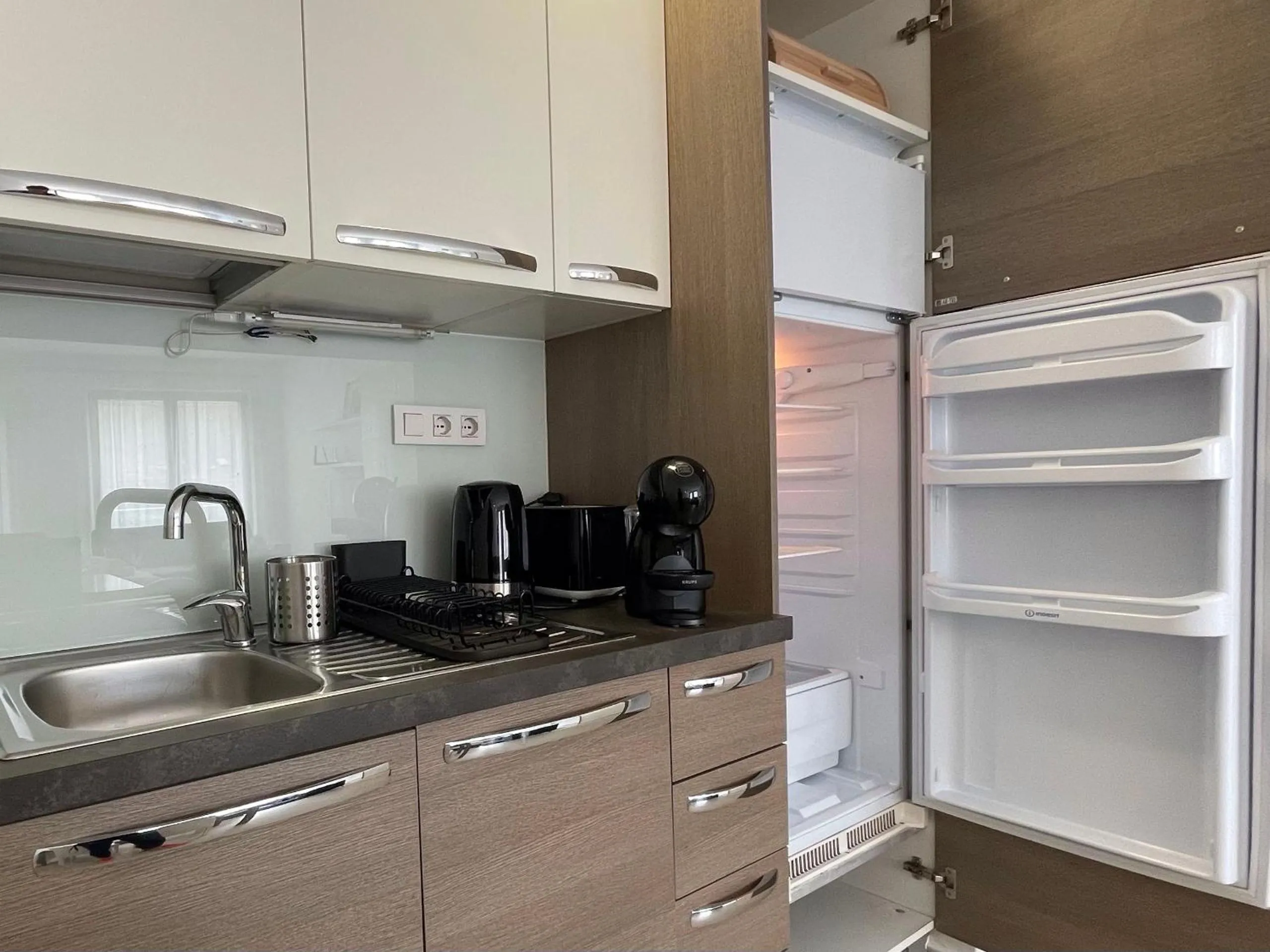 kitchen in Smart Hotel Budapest