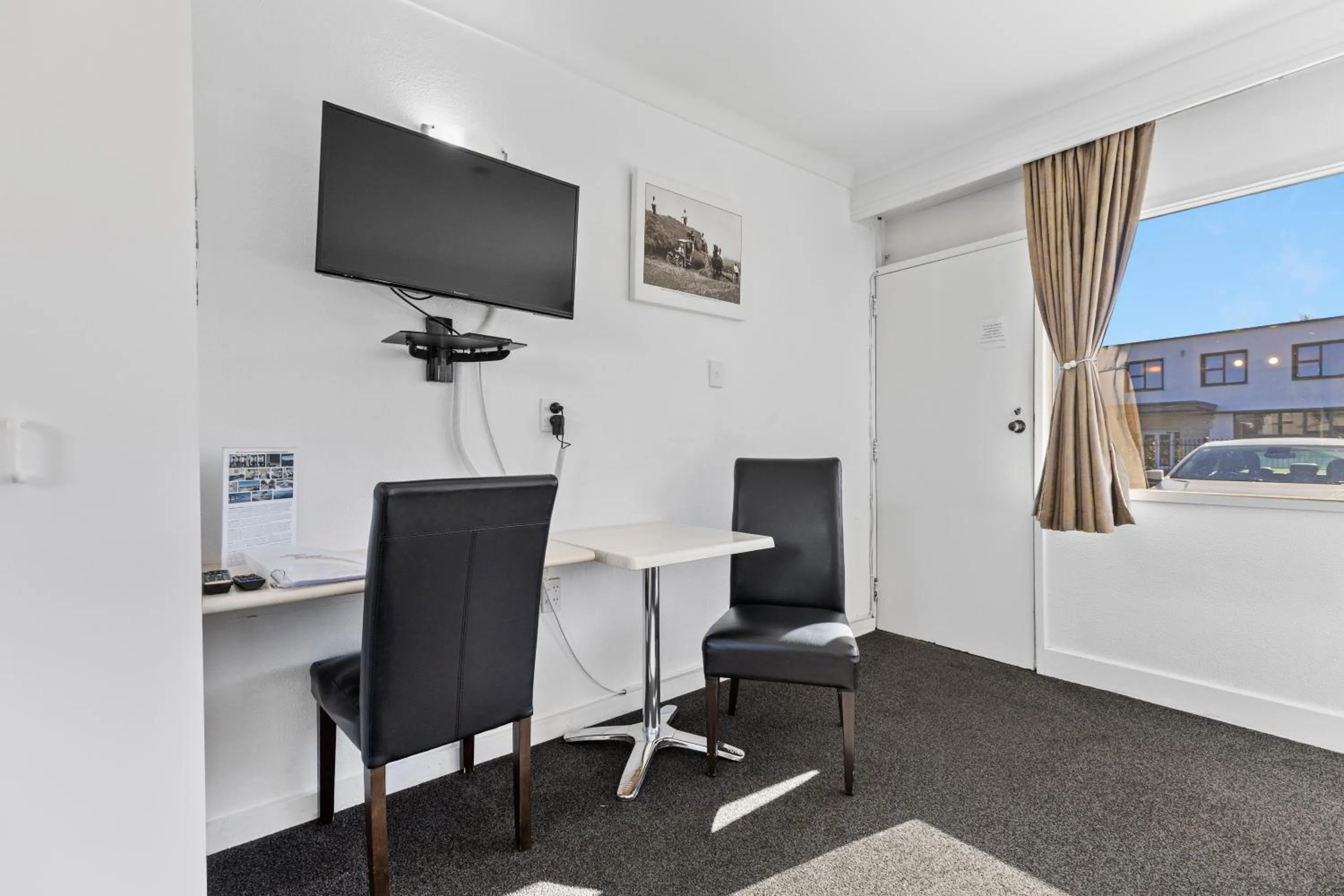 TV and multimedia in Alexander Motel