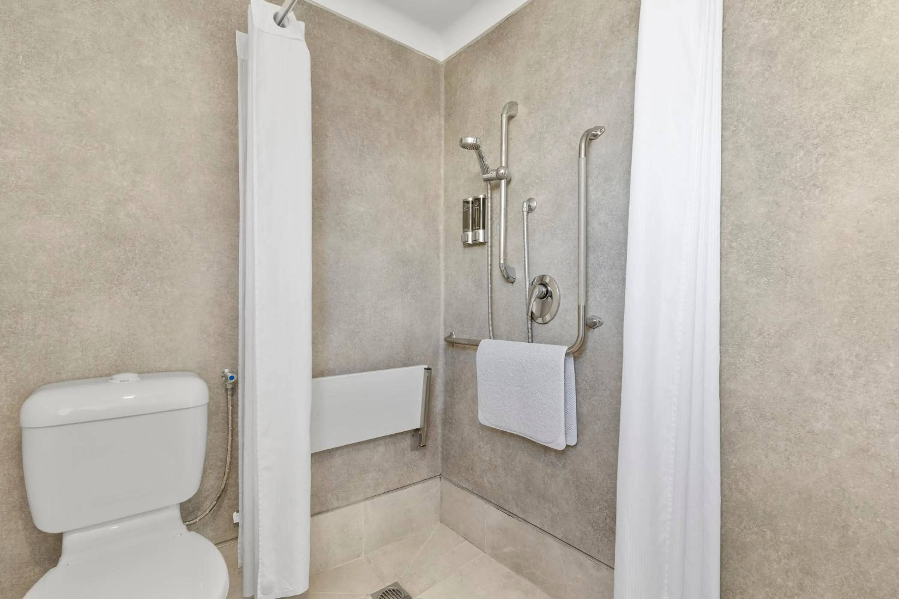 acessibility in Alexander Motel