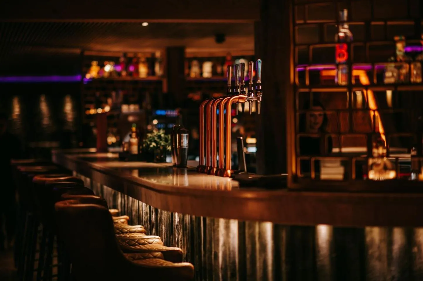 Restaurant/places to eat in Cave Hotel & Golf Resort