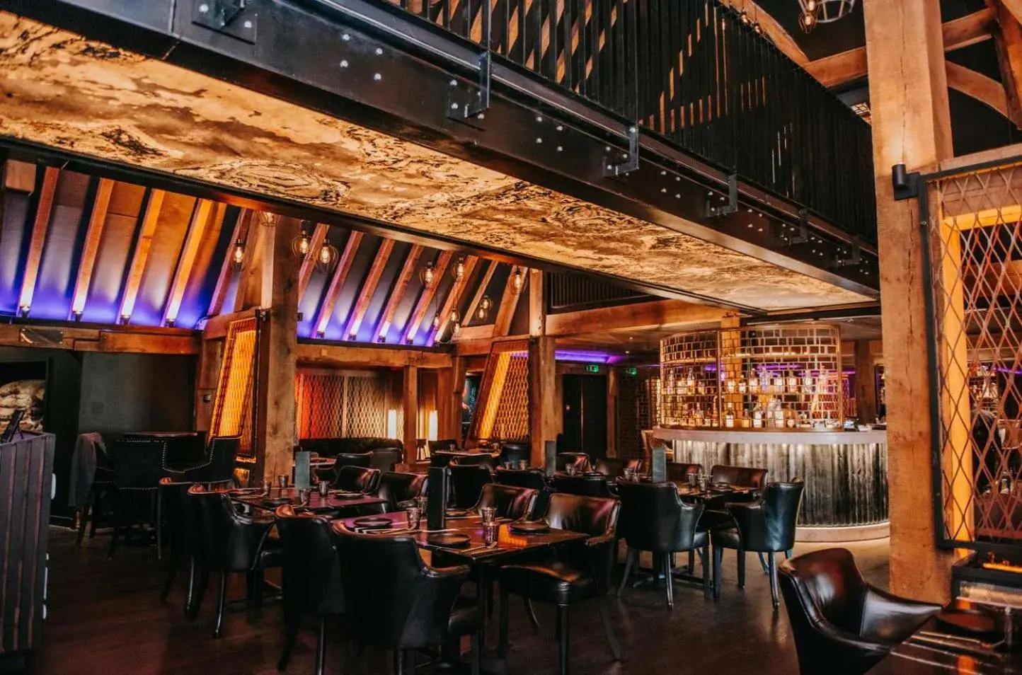 Restaurant/places to eat in Cave Hotel & Golf Resort Restaurant/places to eat in Cave Hotel & Golf Resort