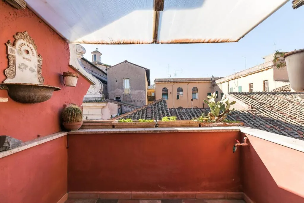 Scala Lovely Terrace Apartment