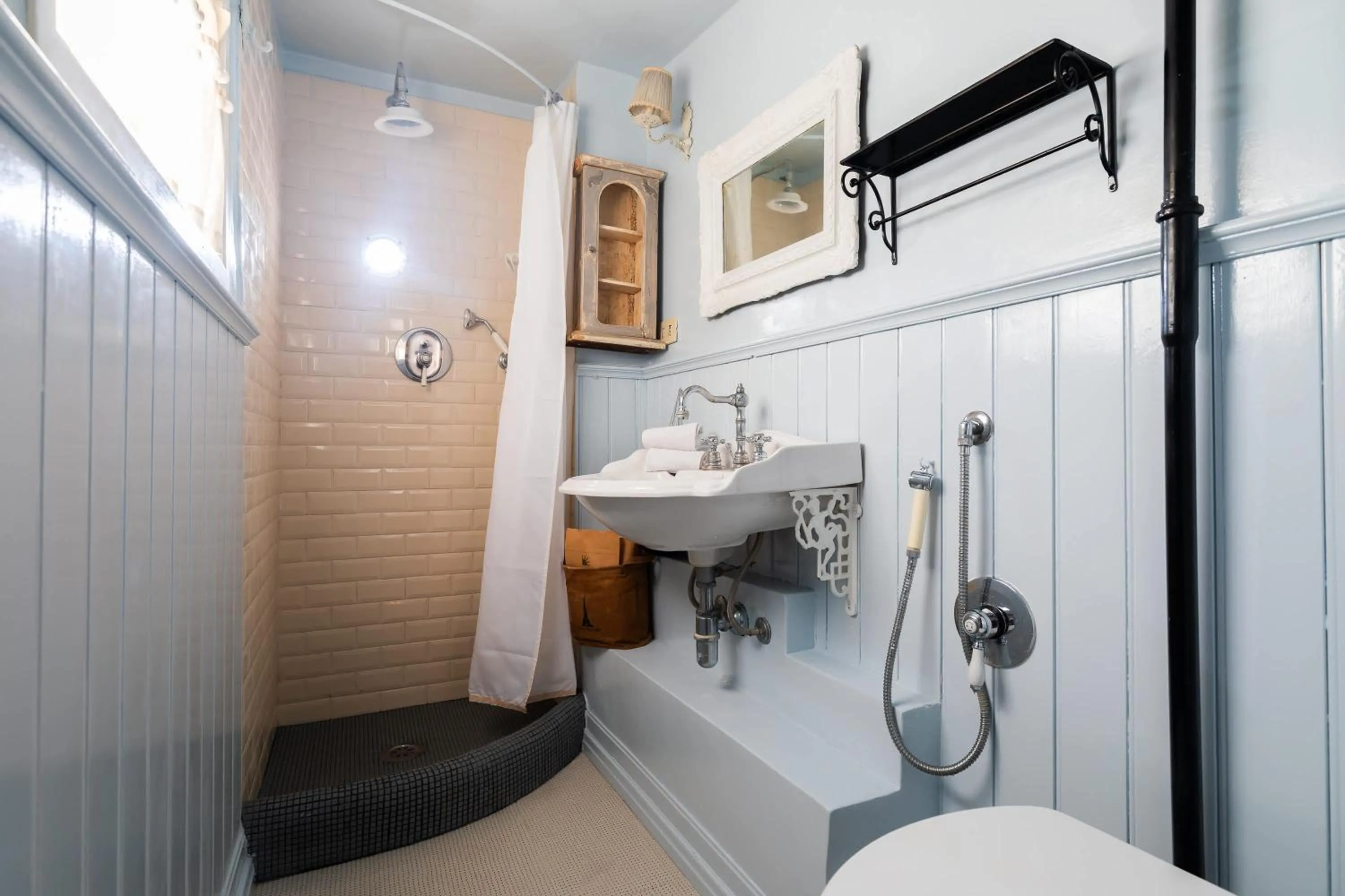 Scala Lovely Terrace Apartment