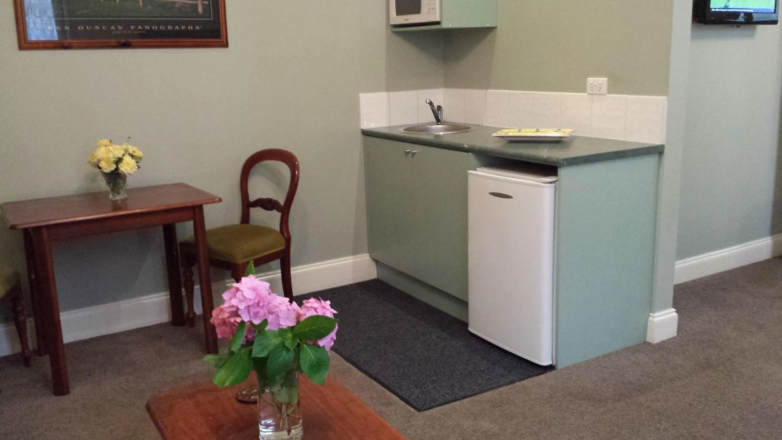 Bedroom in Daylesford Motor Inn Vic Pty Ltd