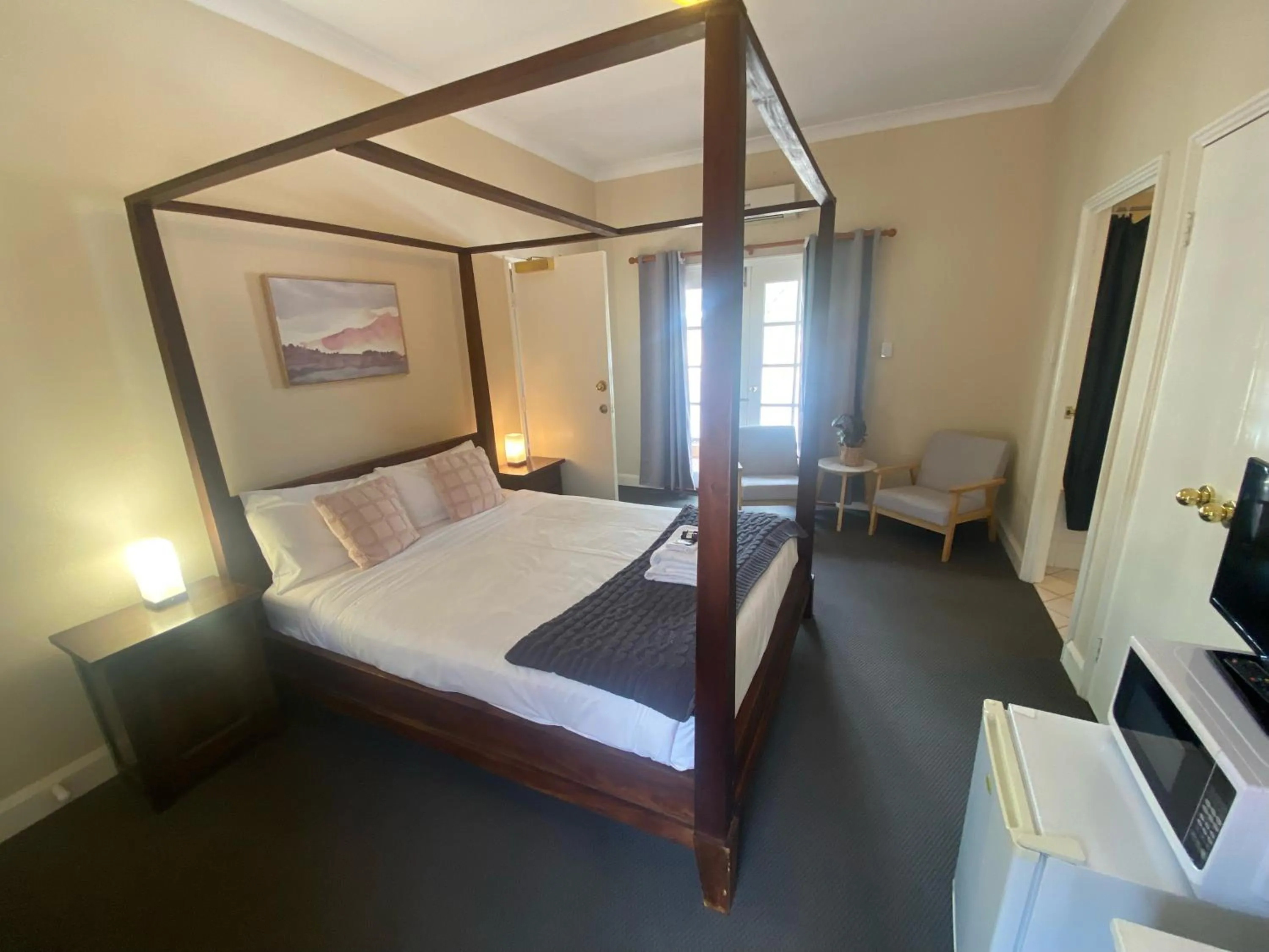 Bedroom, Bed in Settlers House York