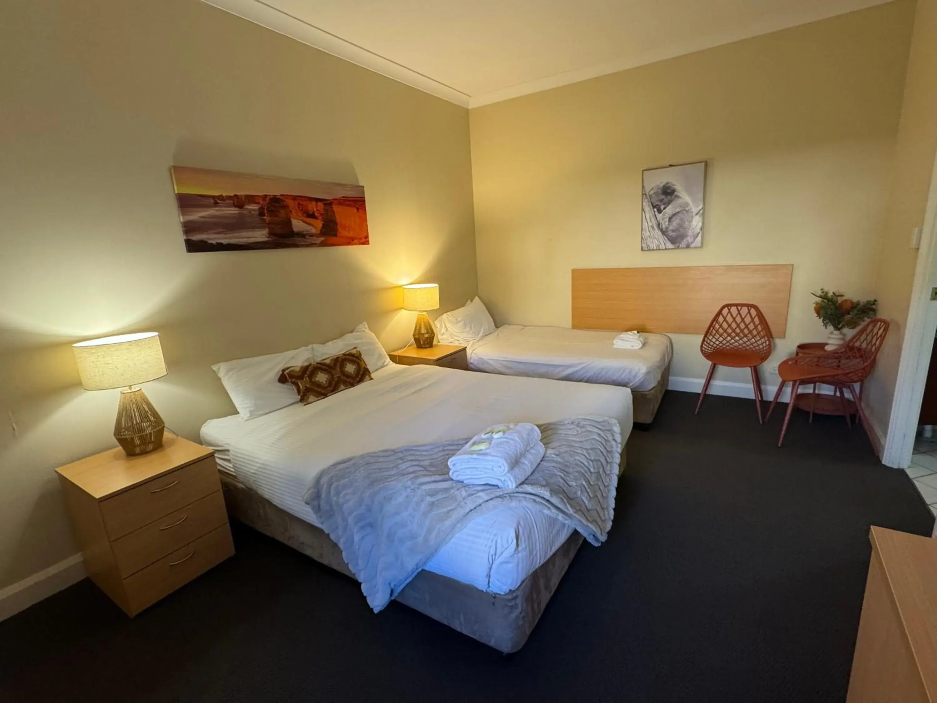 Standard Triple Room in Settlers House York Standard Triple Room in Settlers House York