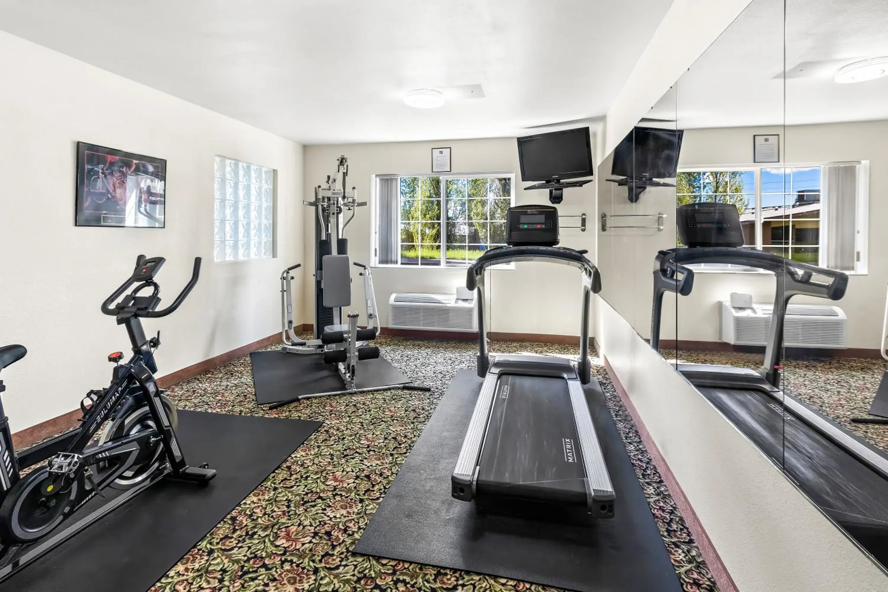 Fitness centre/facilities in GuestHouse Inn & Suites Kelso/Longview Fitness centre/facilities in GuestHouse Inn & Suites Kelso/Longview