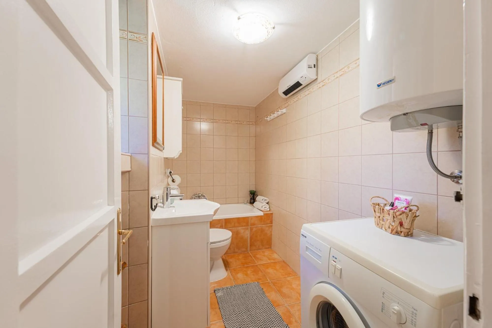 Marija-Lorena in Gora Glušići - Haus für 4 Personen