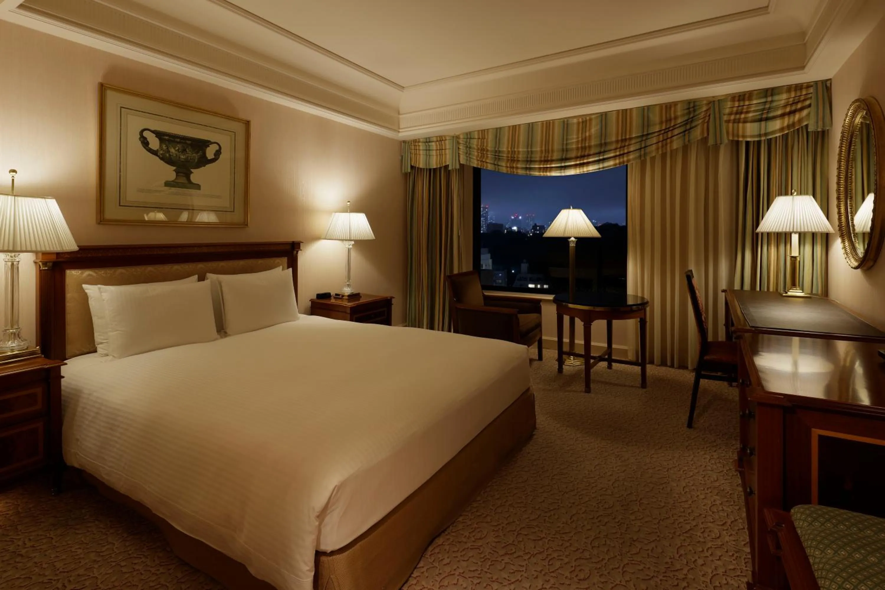 Photo of the whole room, Bed in Rihga Royal Hotel Tokyo