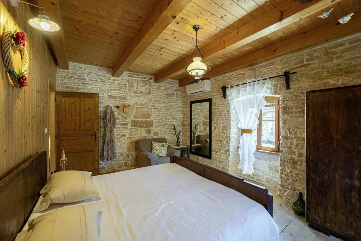 Bed in Luca in Glavani (Haus für 6 Personen)