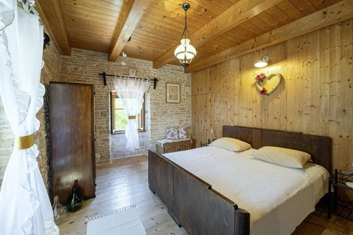 Bed in Luca in Glavani (Haus für 6 Personen)