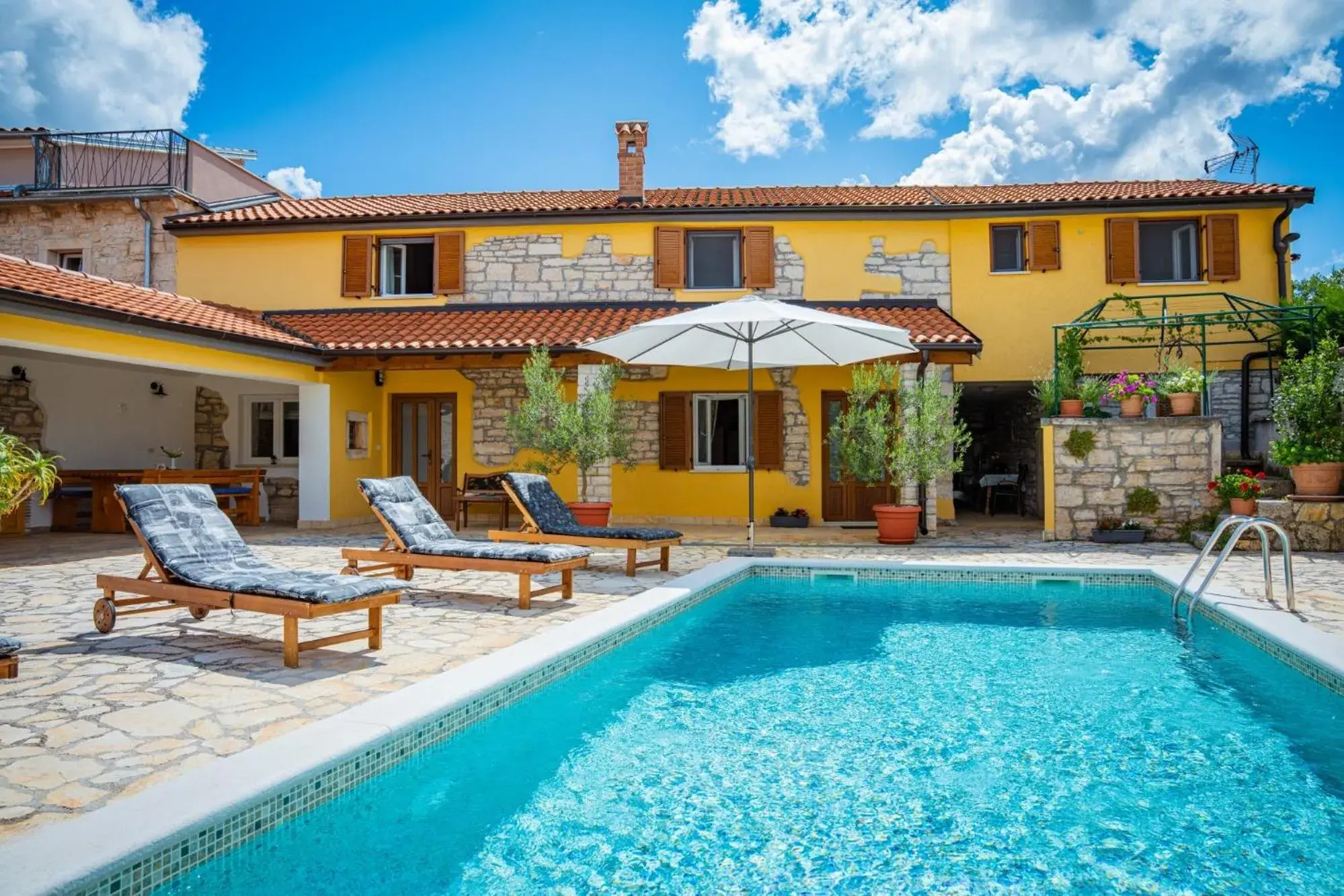 Villa Rina in Barat - Haus für 6-7 Personen Villa Rina in Barat - Haus für 6-7 Personen